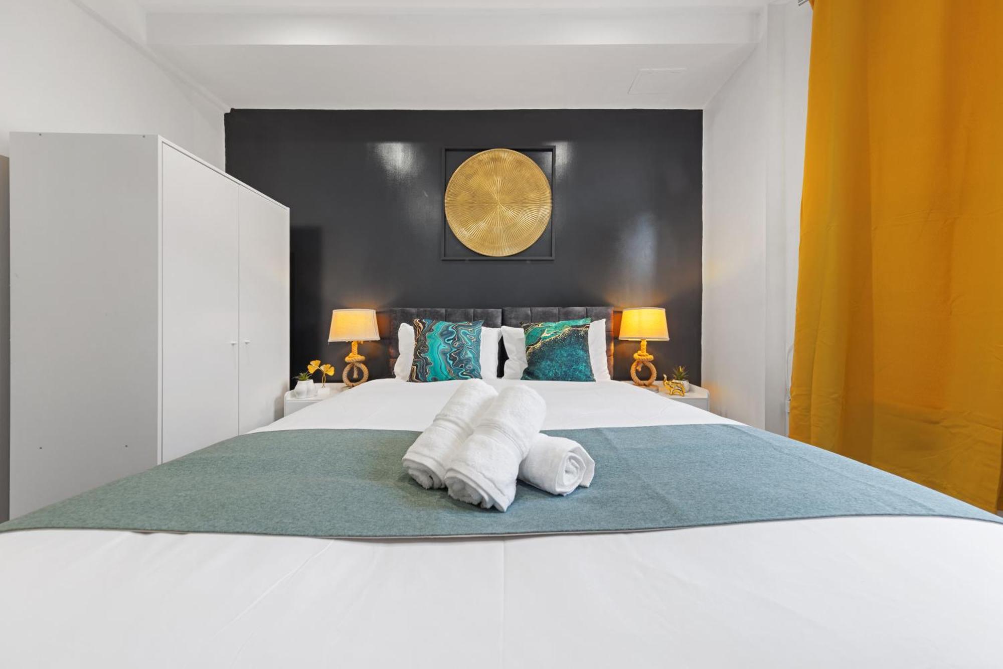 Appartement Immaculate 2-bed Flat Near London, With Garden & Parking Available- Save On Long Stays! Instant Book! Londres
