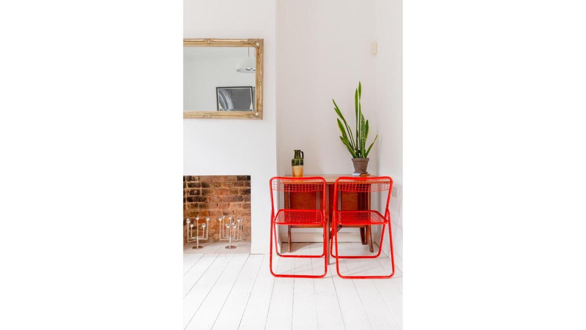 Redesigned 1bd Victorian Coach House Dalston * Londres