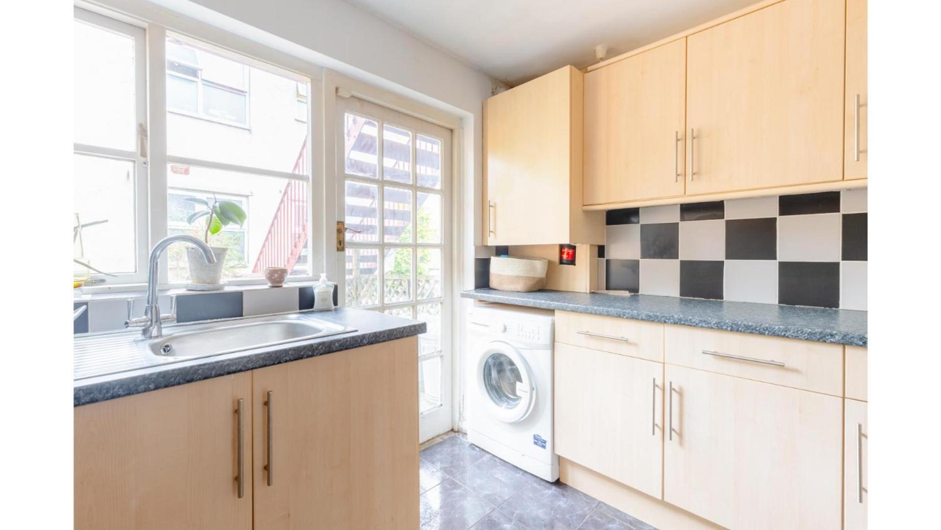 Redesigned 1bd Victorian Coach House Dalston Appartement *