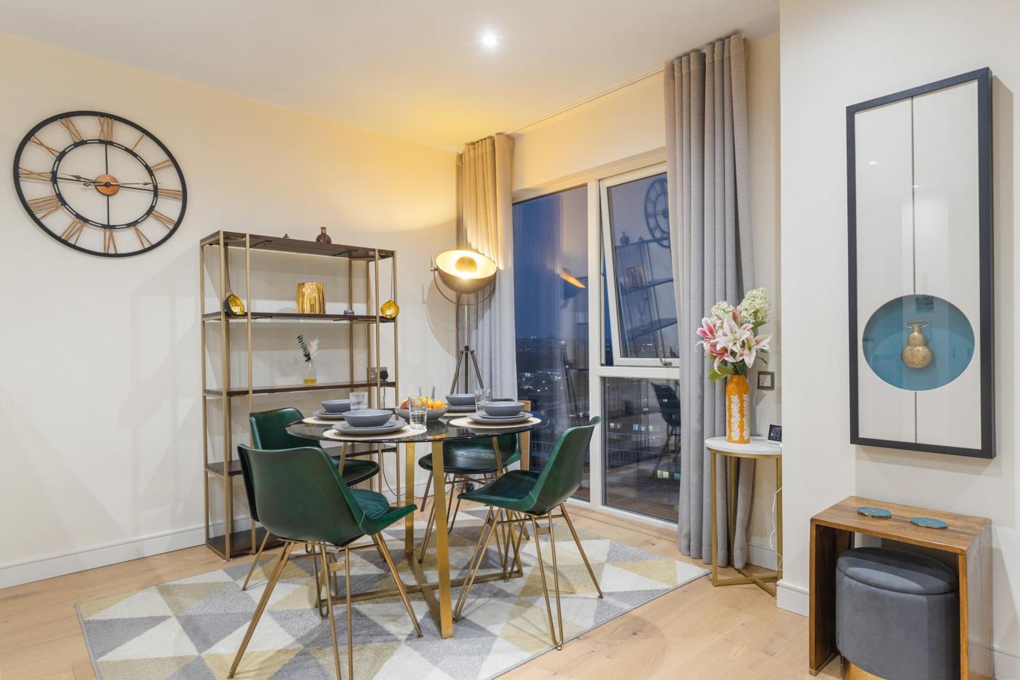 Classy Riverside Flat In Canary Wharf * Londres