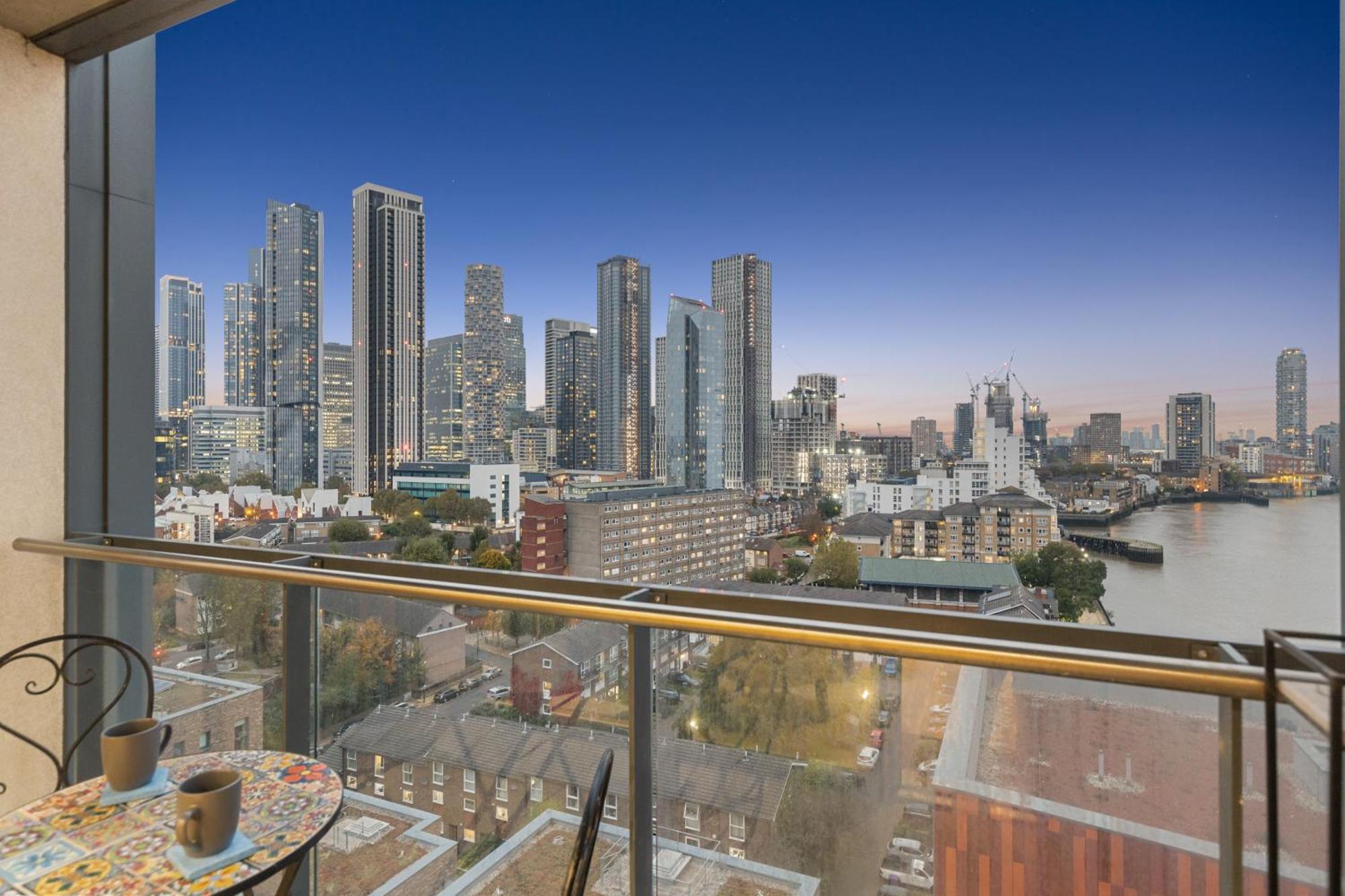 Appartement Classy Riverside Flat In Canary Wharf