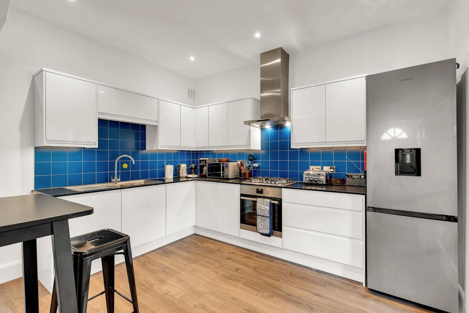 Charming Golborne Escape Londres
