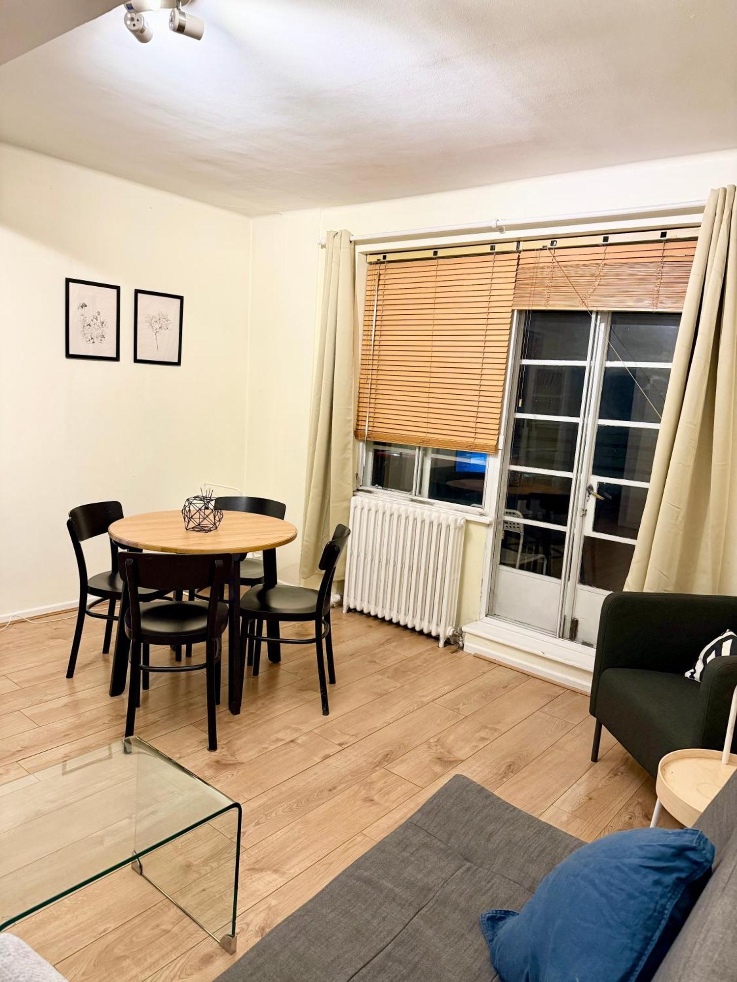 Appartement Spacious 2 Bed Flat Grade 2 Art Deco Building Londres
