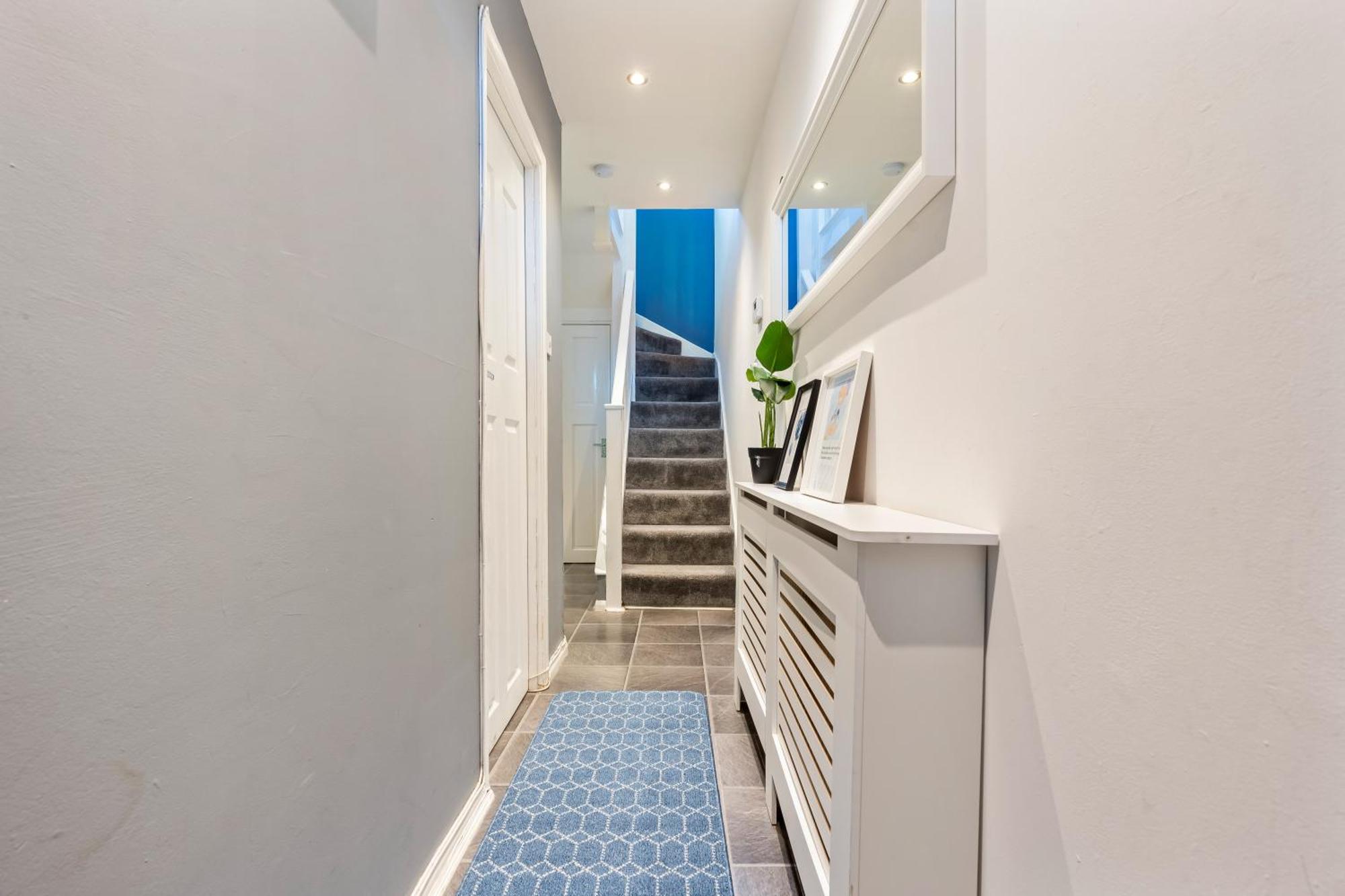 Hébergement de vacances Comfy 4bed House Close To Subway *