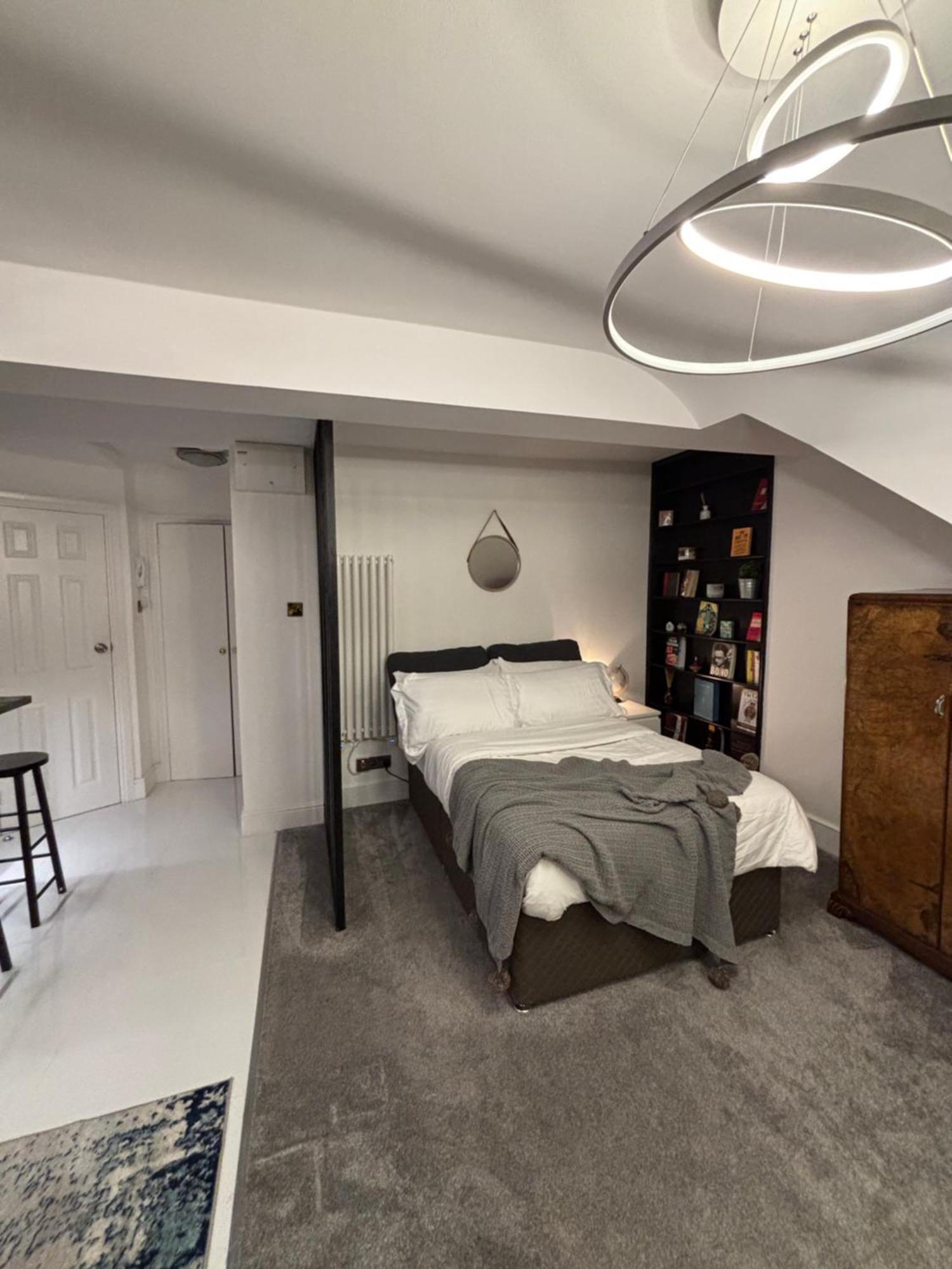 Newly Renovated Modern In West Kensington Apartamento Londres