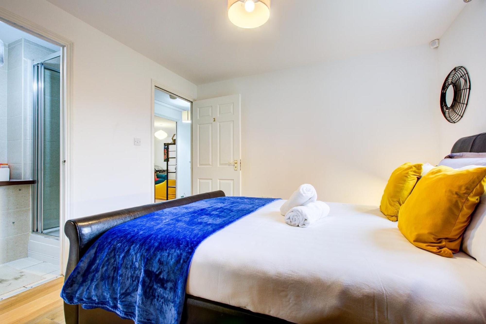 Spacious 2-bed Family With Pets Welcome Appartement Londen