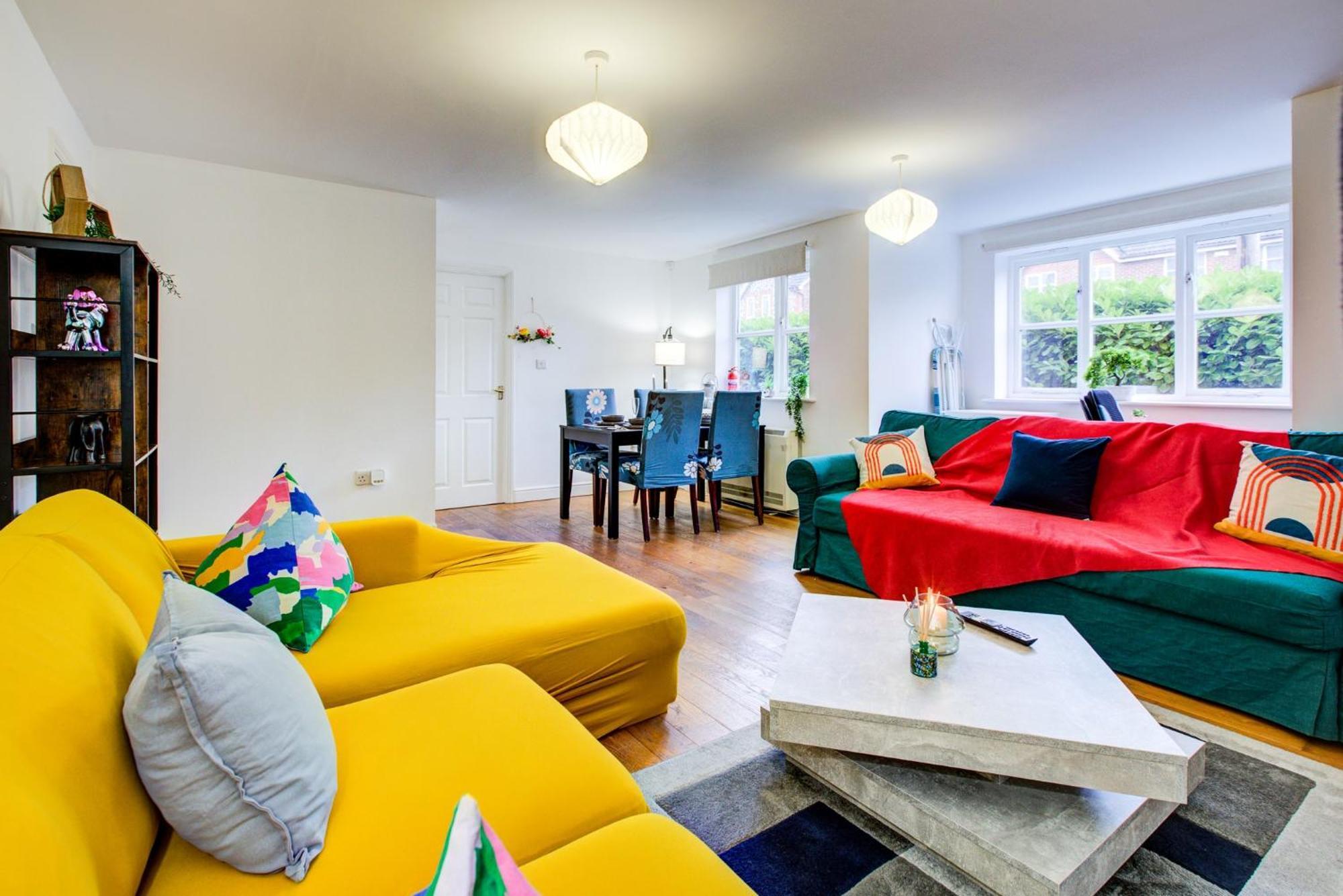 Appartement Spacious 2-bed Family With Pets Welcome Londen