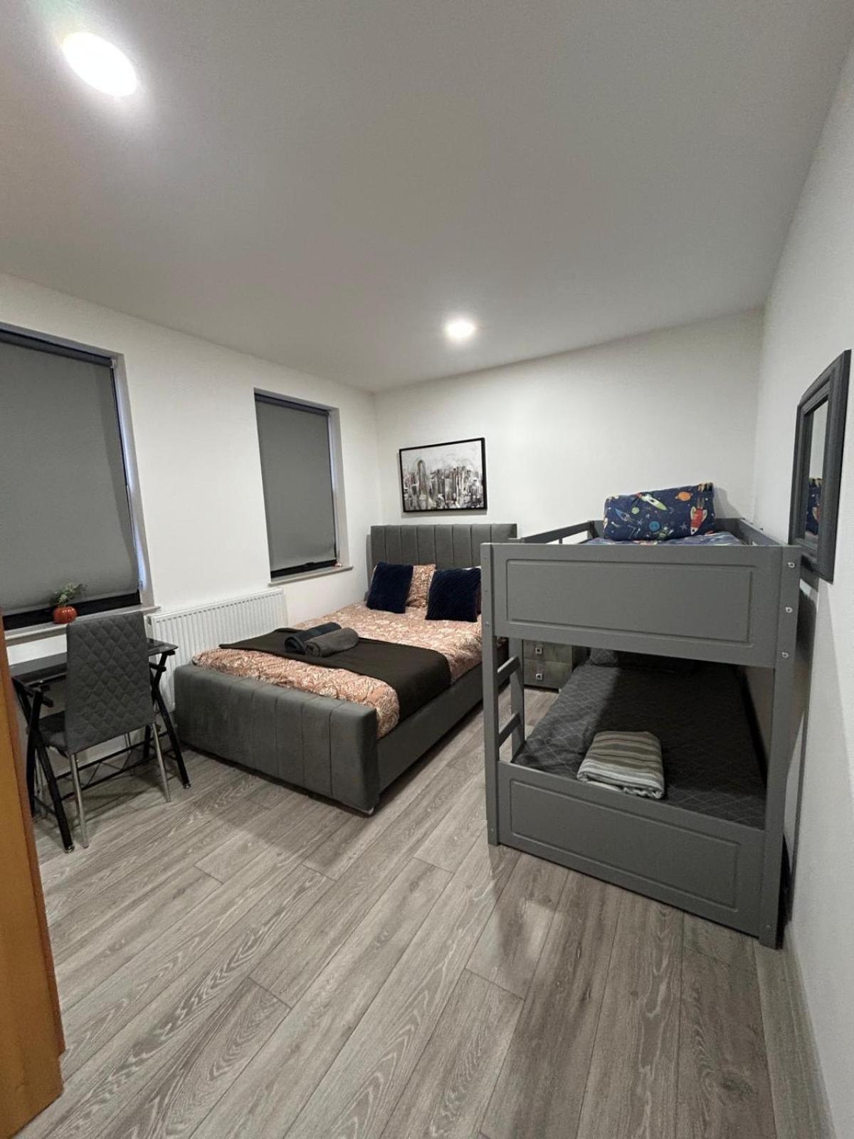 Apartamento Luxury 1 Bedroom With Open Plan Kitchen For 6 Person In London! E1 *