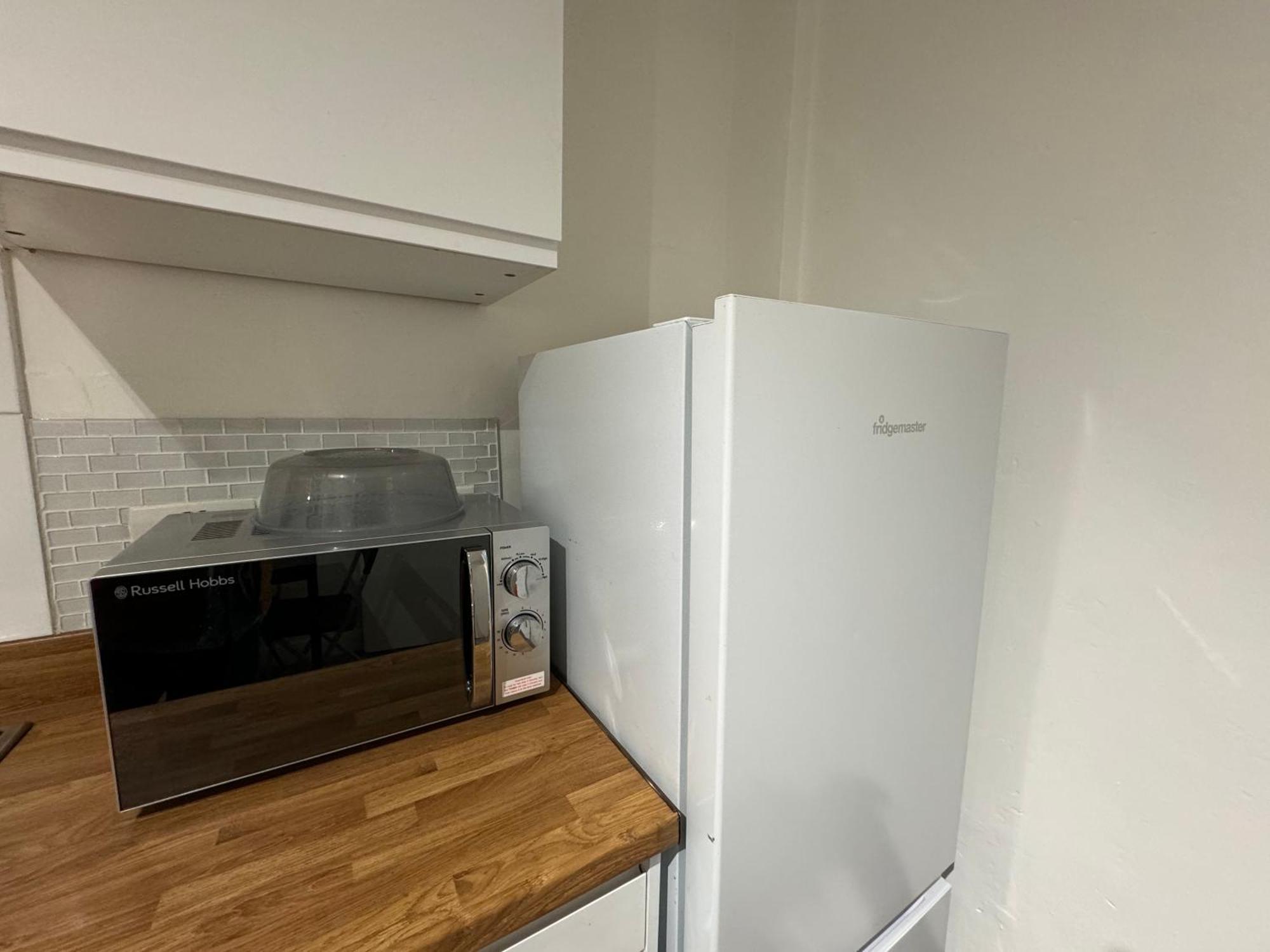 Lovely Spacious 2 Bedroom Flat In Bethnal Green, 3mins Away From Station