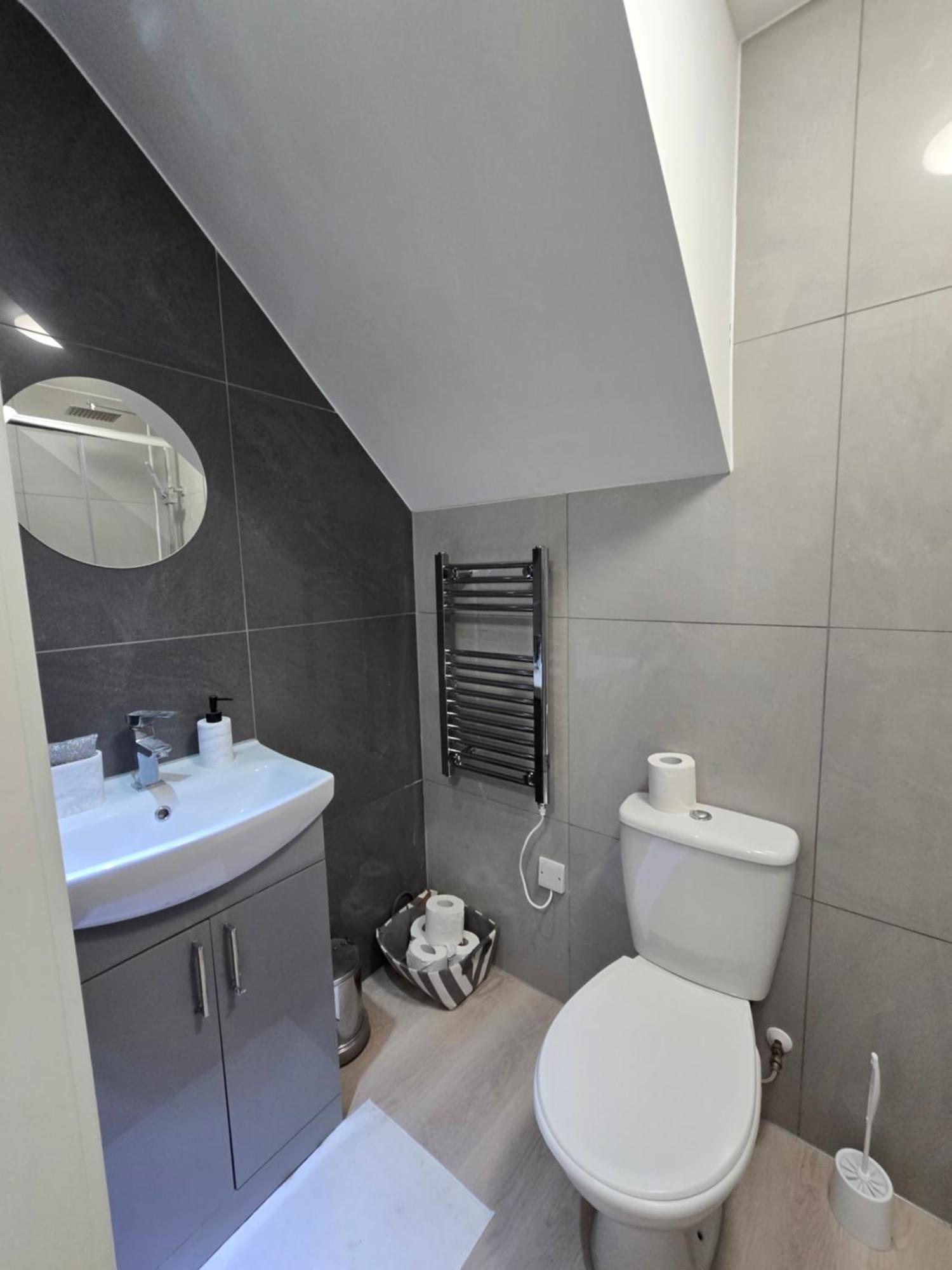 A Tranquil Retreat In Golders *