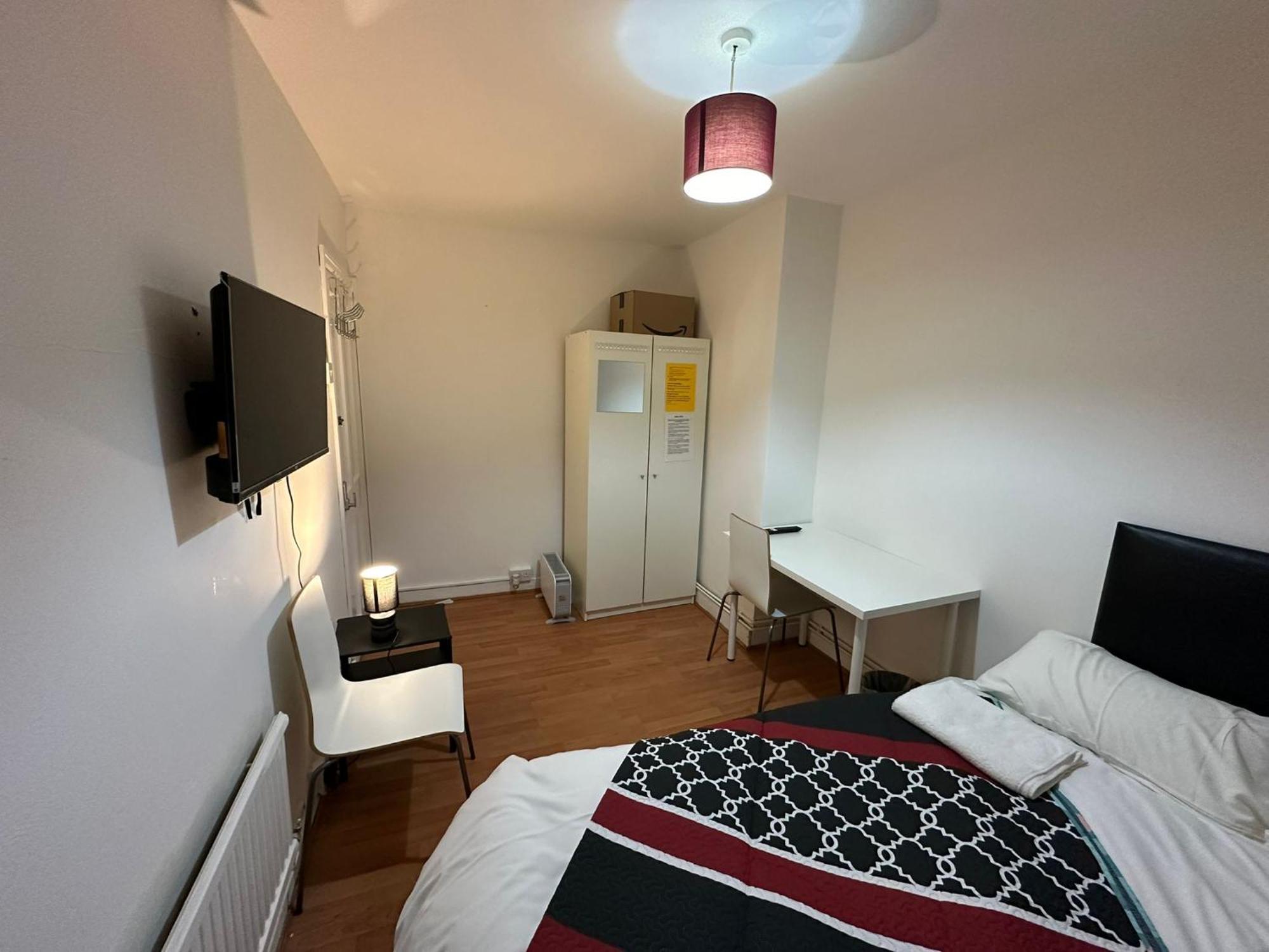 Beautiful 1 Private Bedroom In A Shared 3-bedroom Minutes Walk From Bethnal Apartamento Londres