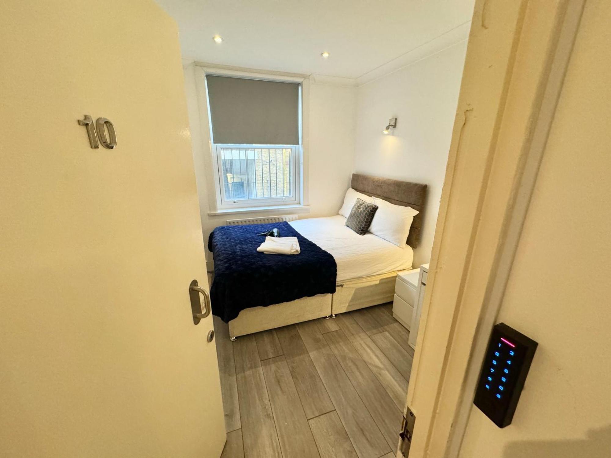 King's Cross Private Bedrooms * London
