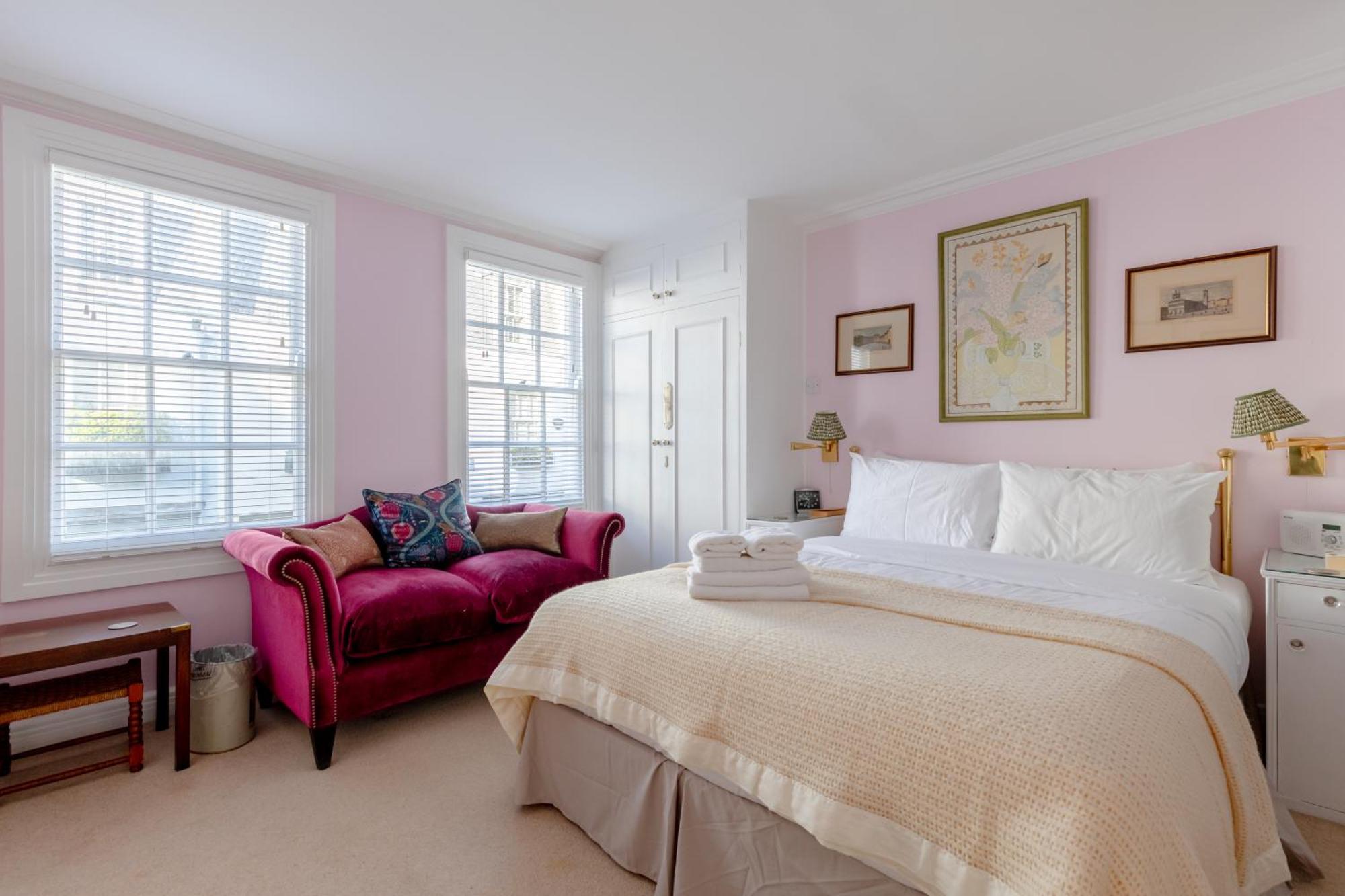 Regal Haven 4 Bed Near Buckingham Palace Apartment