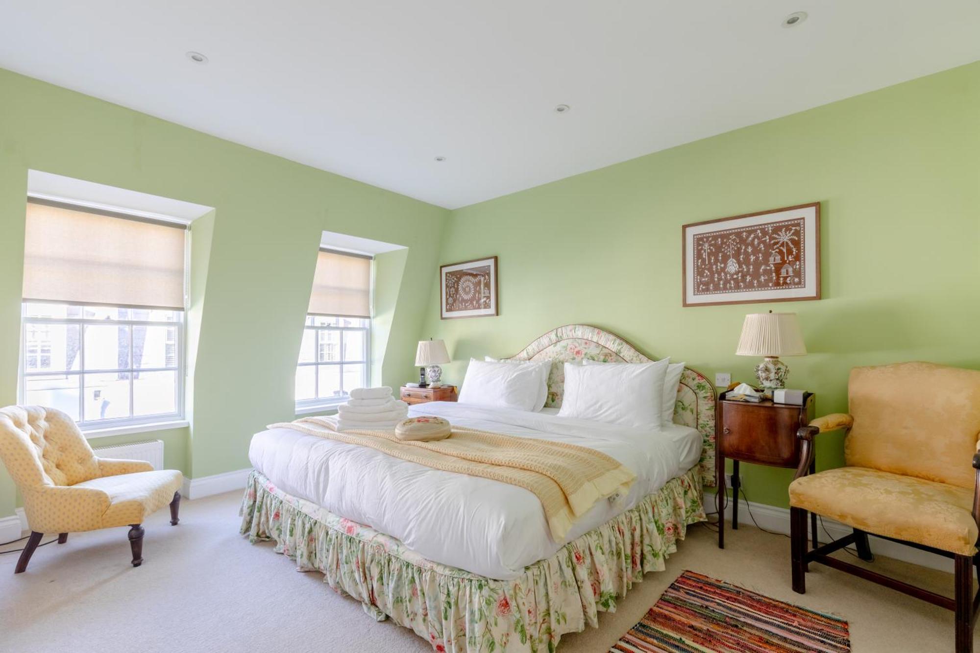 Regal Haven 4 Bed Near Buckingham Palace Apartment *
