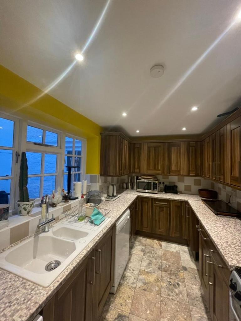 Regal Haven 4 Bed Near Buckingham Palace Apartamento *