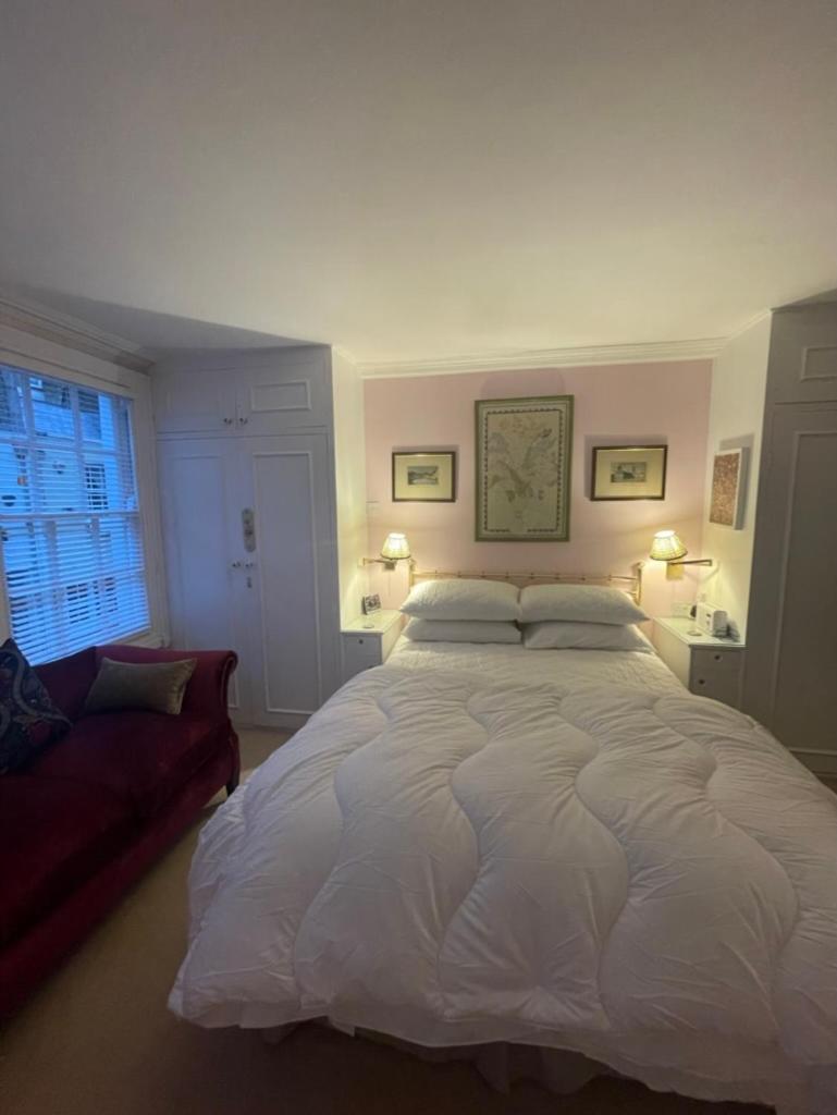 Regal Haven 4 Bed Near Buckingham Palace London