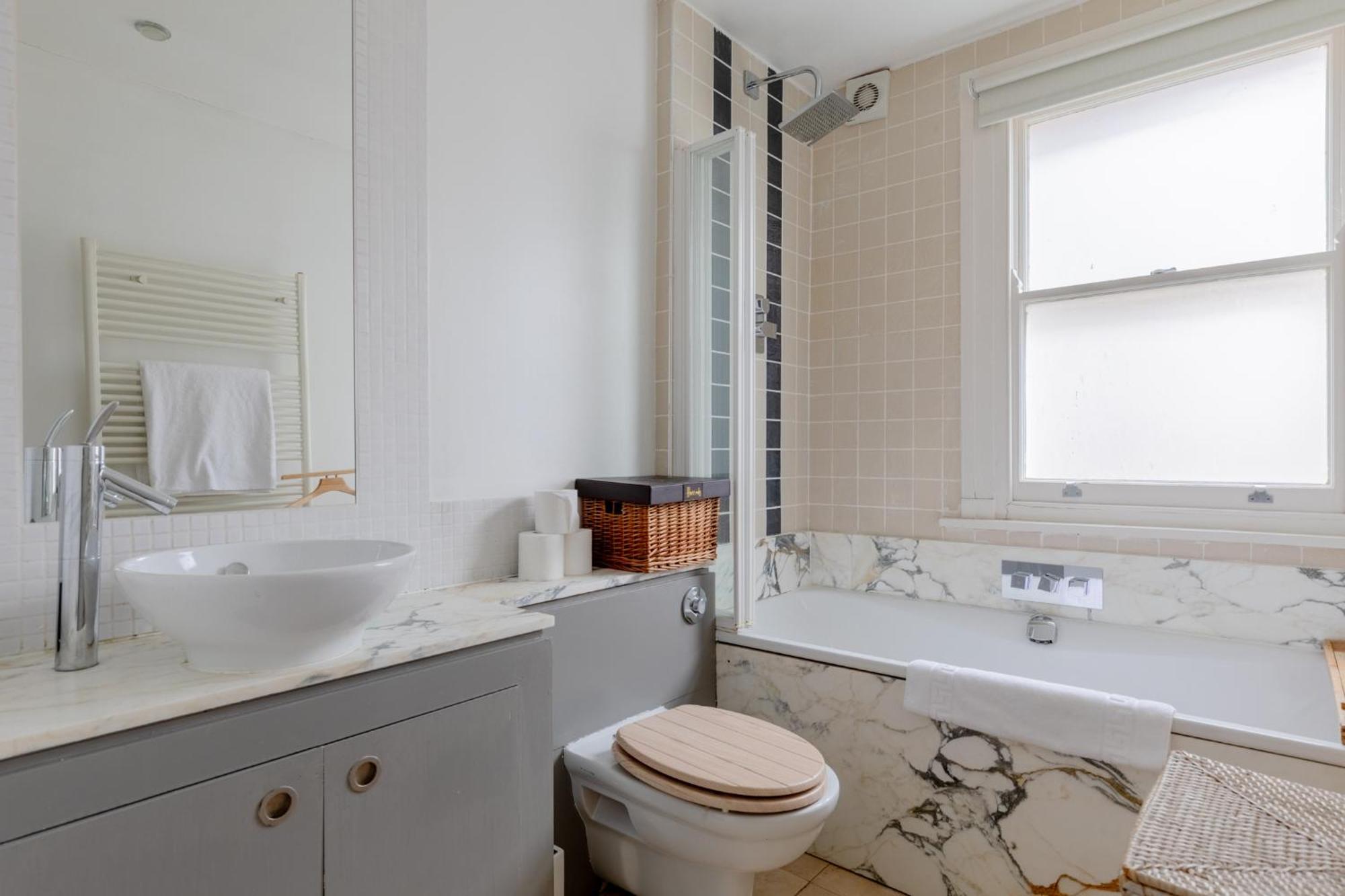 Stylish 2bd Flat In Hammersmith W Private Balcony * Londres