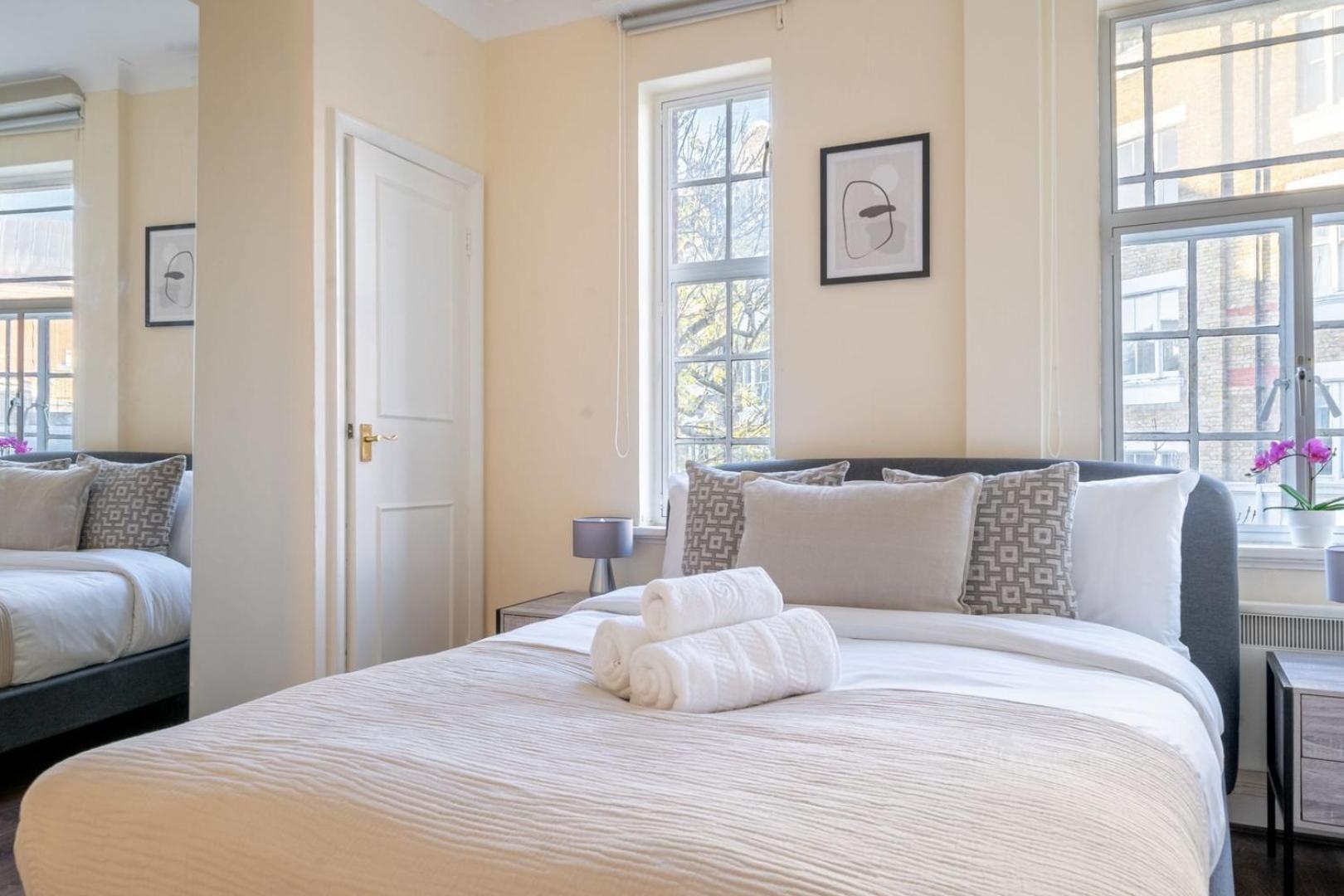 Bnbnook - Charming 1-bed Flat Near Big Ben & Buckingham Palace