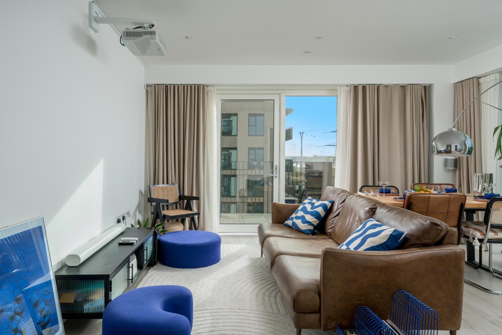 Appartement Waterview With Ultra Fast Wifi Close To Excel And O2, Corporates And Contractors Welcome *