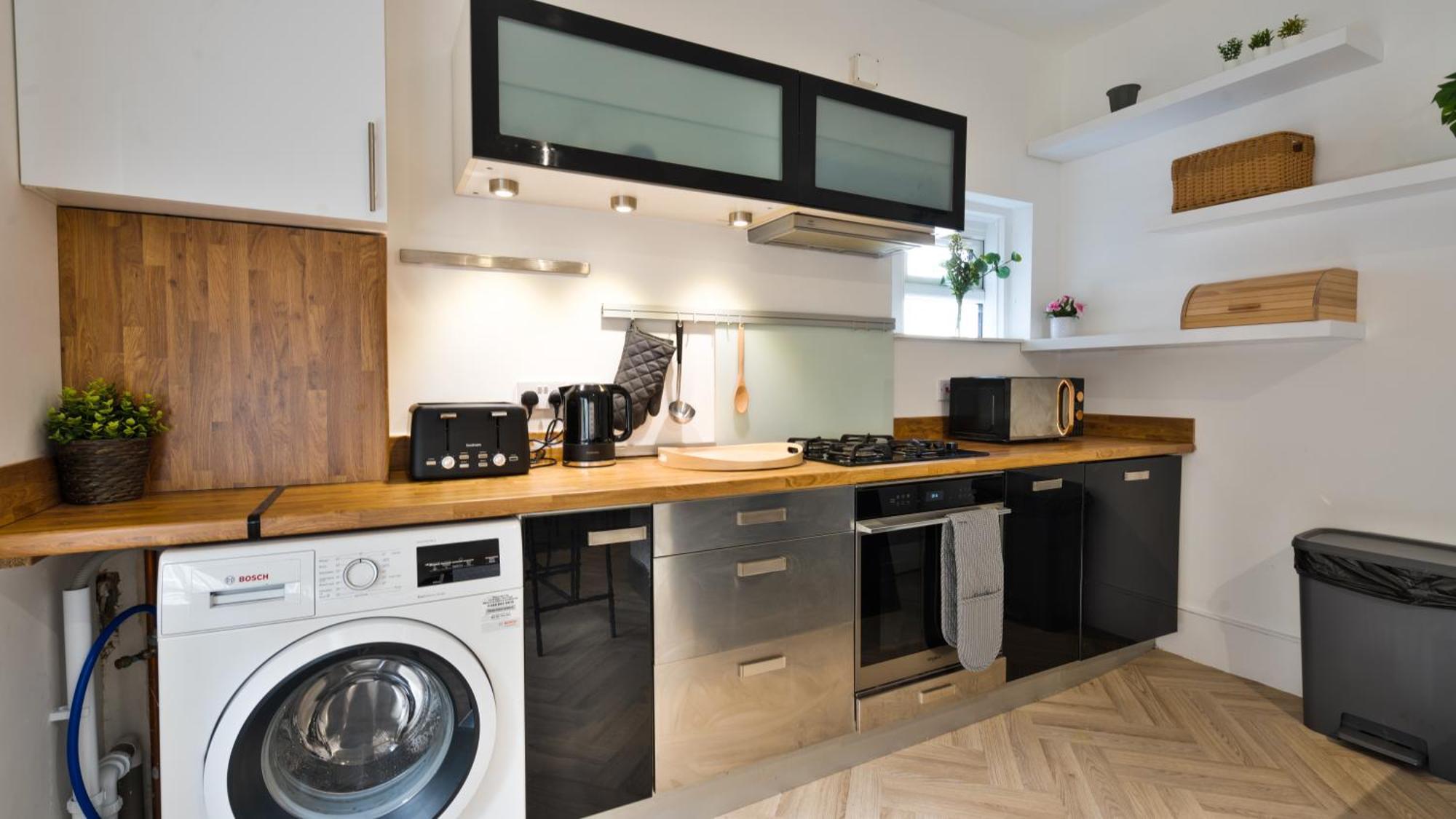 Pool Table High End - 2 Bedroom Flat * Londres
