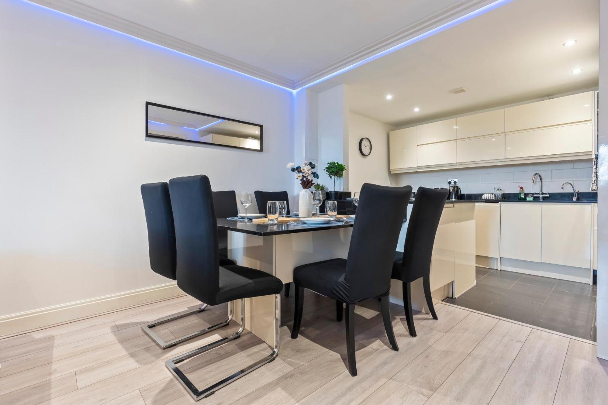 Monopoly Suite- Luxurious- High Tech And Spacious In Battersea Londres