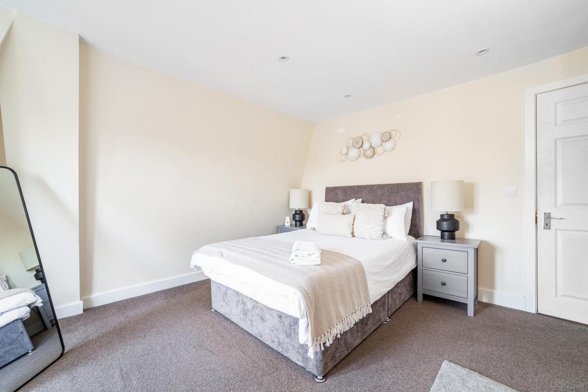 Perfect 3 King Bed Flat Near Islington Londres