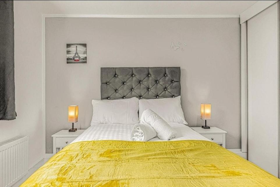 Amazing Marina-overlooking 1bed * Londres