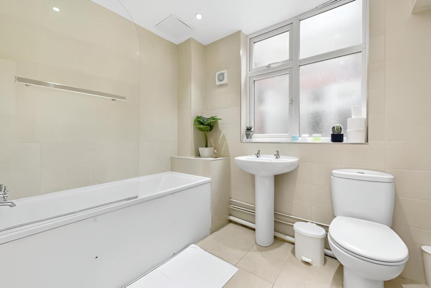 Lovely Family Flat With Excellent Transport Links