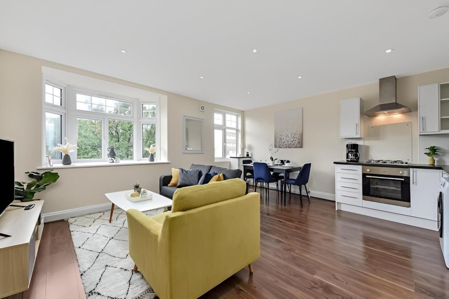Lovely Family Flat With Excellent Transport Links Apartamento