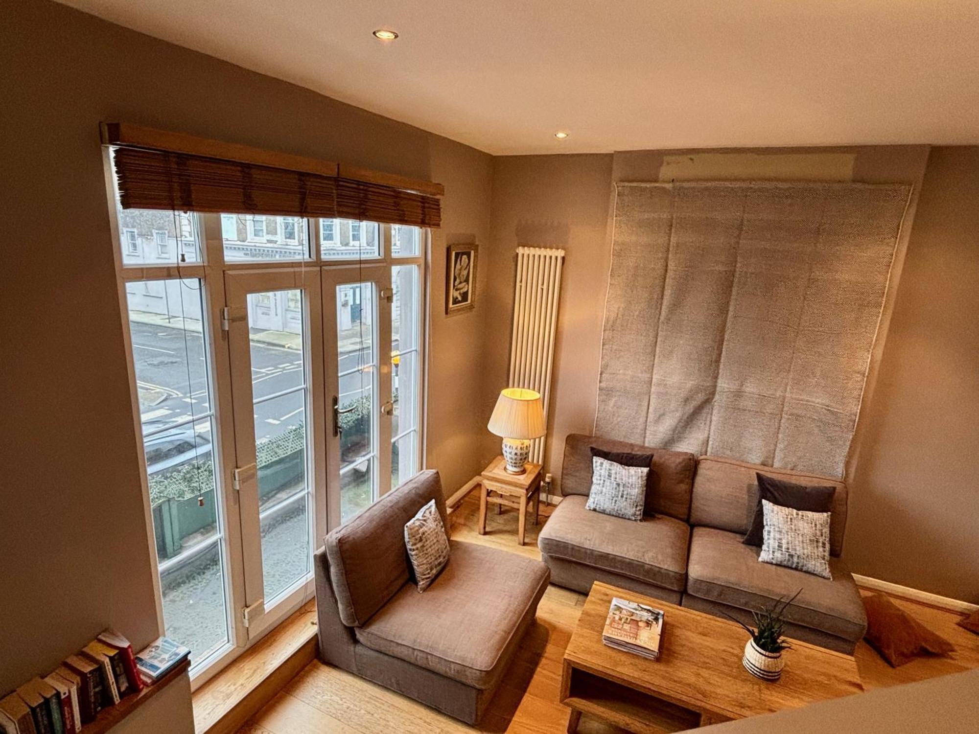 Luxury 2 Bed Flat Kings Road, Fulham