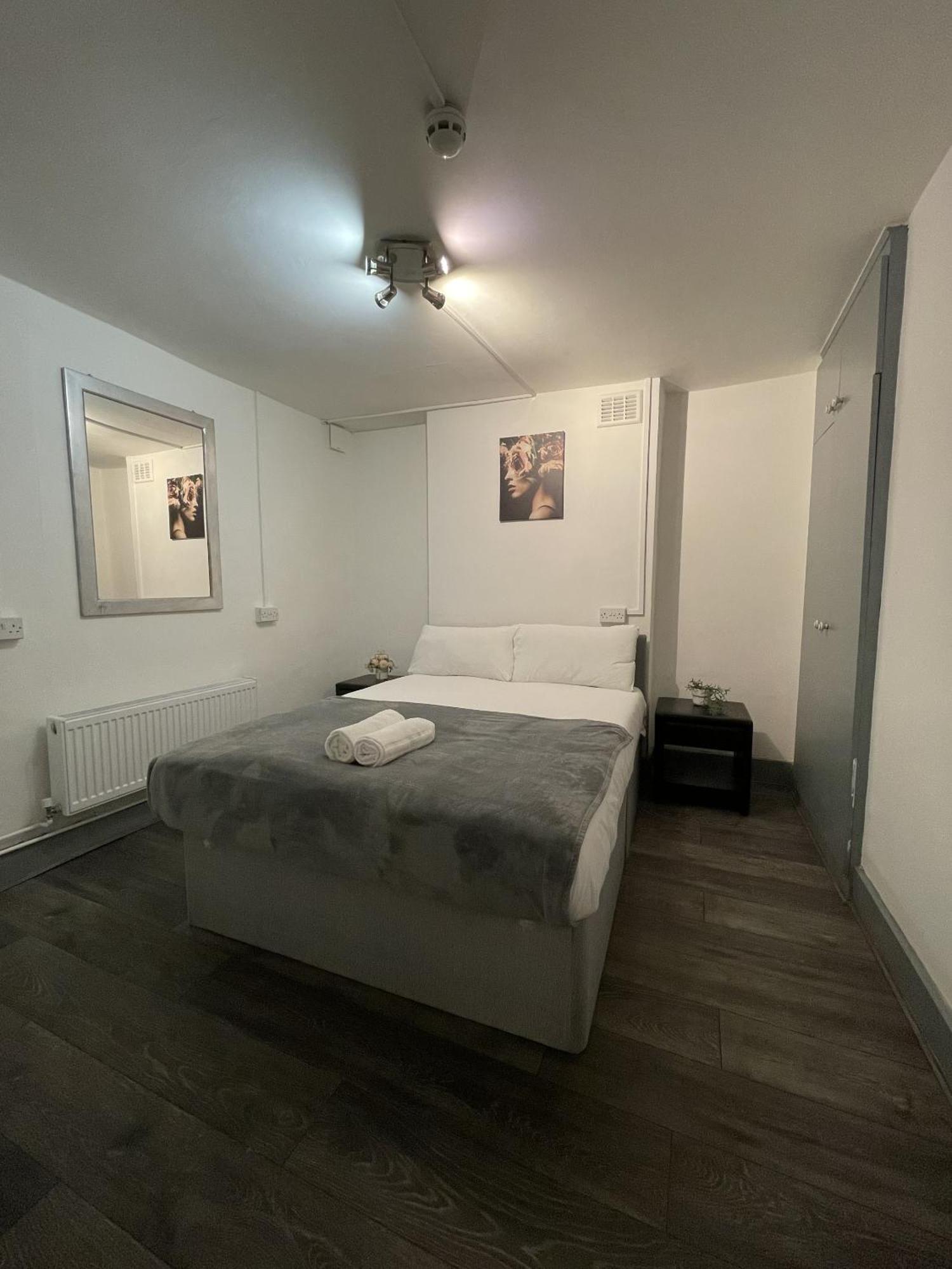 Couette-café Euston Budget And