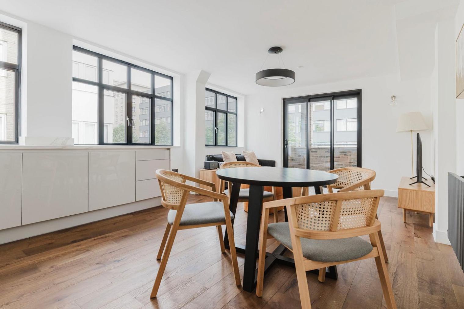 Blueground Whitechapel Balcony Nr Shops Bars Lon-569 Appartement *