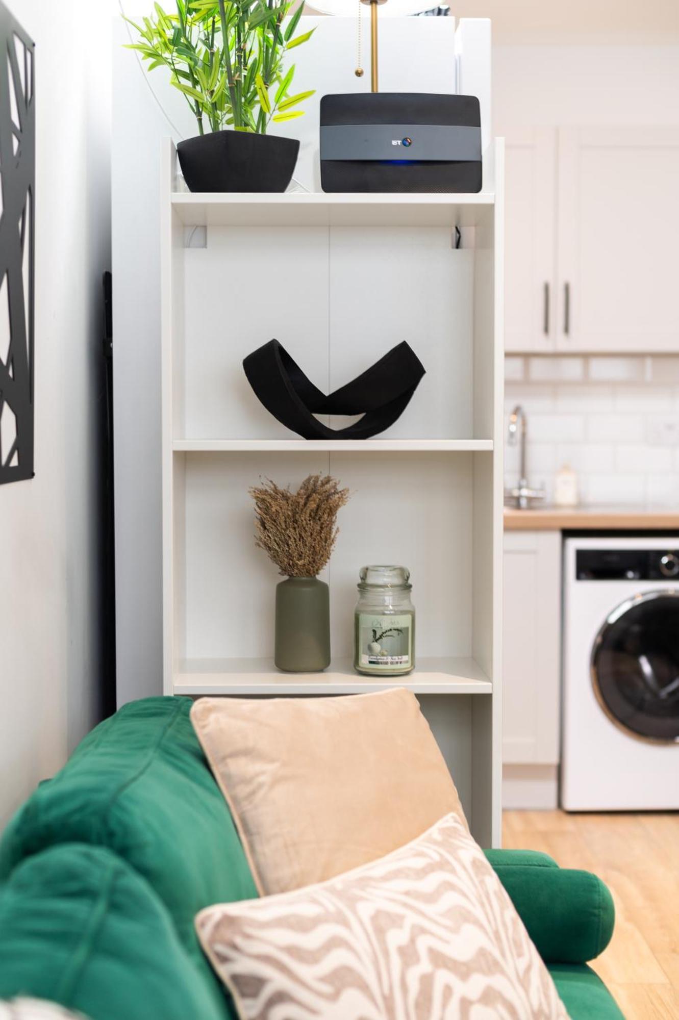 Stylish And Modern 2 Bedroom Flat, Finsbury Park, Sleeps Up To 6 Guests 3 Double Beds, Near Emirates Stadium Appartement *