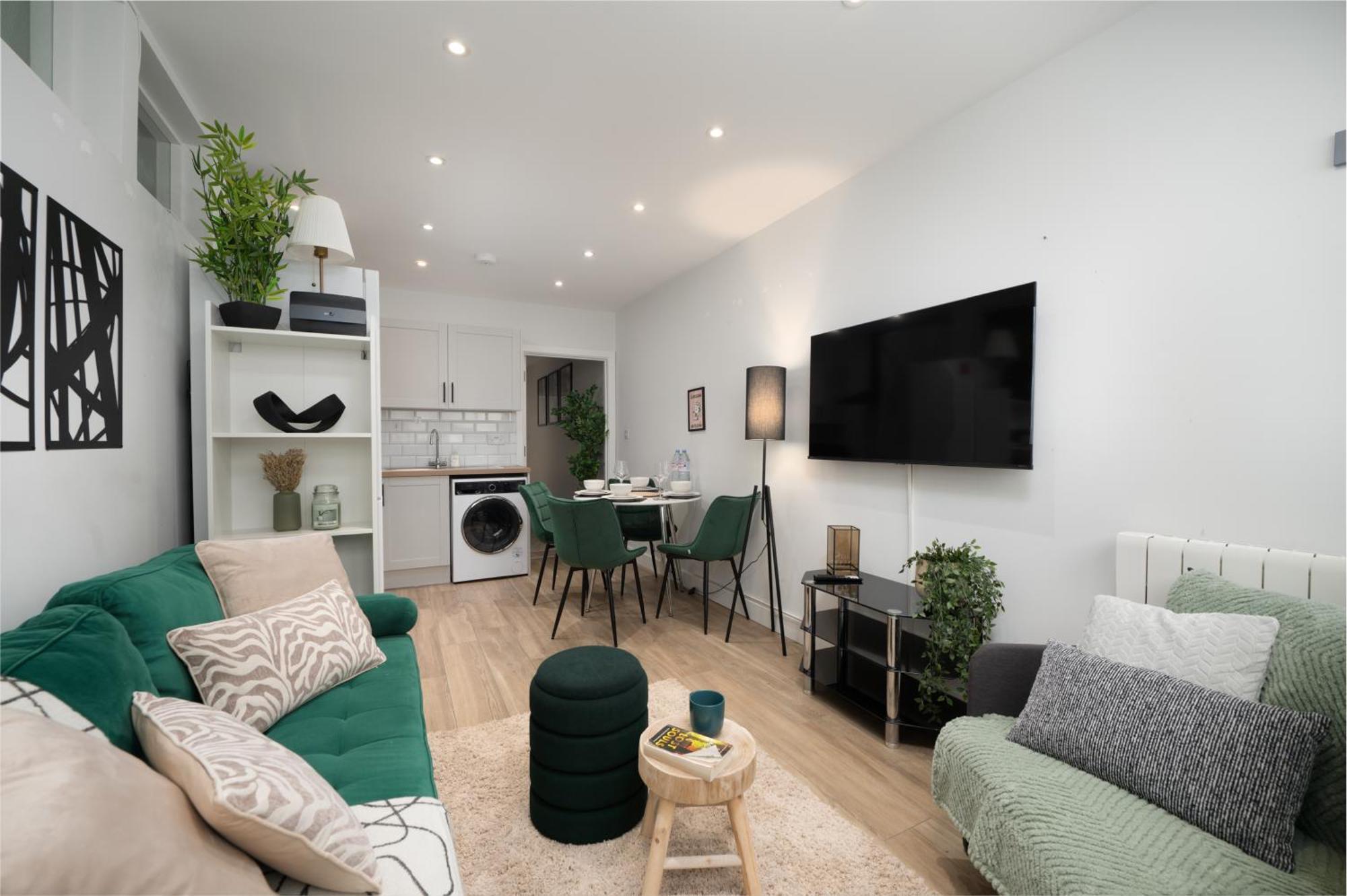Apartamento Stylish And Modern 2 Bedroom Flat, Finsbury Park, Sleeps Up To 6 Guests 3 Double Beds, Near Emirates Stadium *