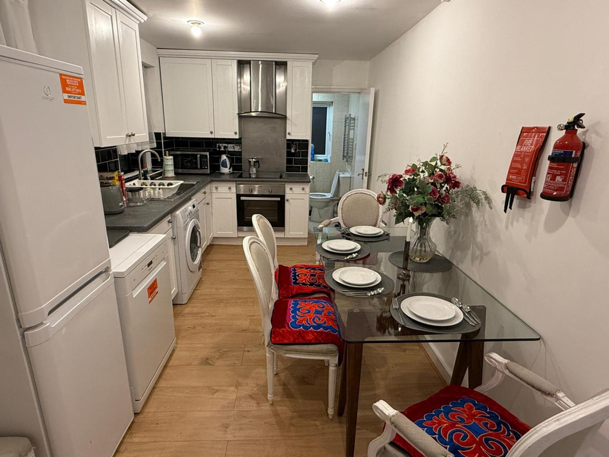 Good Size And Cheap Double In Hammersmith Maison d'hôtes