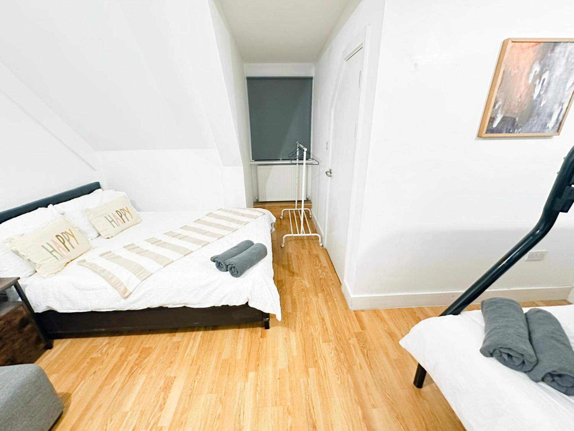 Wembley Stadium Rooms, 12mins Hospedagem domiciliar Londres