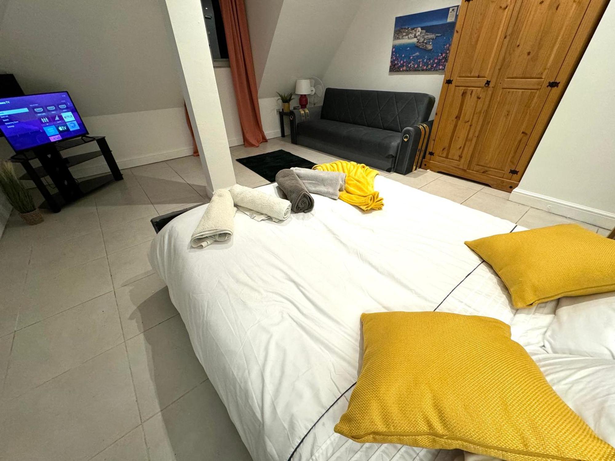 A Modern Luxury Penthouse Close To Tower-hil-canary Wharf-central * Londres