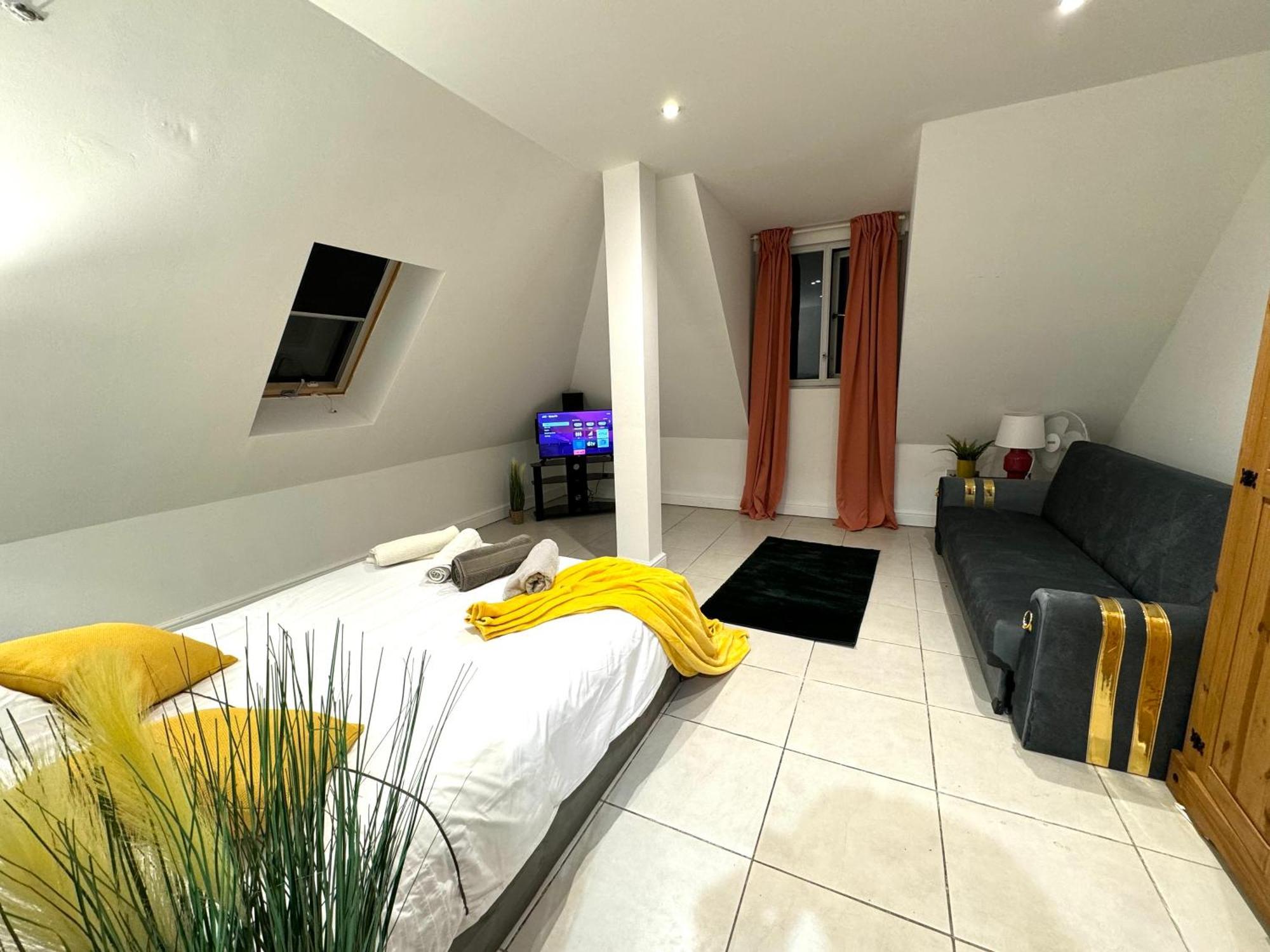 Casa de hóspedes A Modern Luxury Penthouse Close To Tower-hil-canary Wharf-central Londres