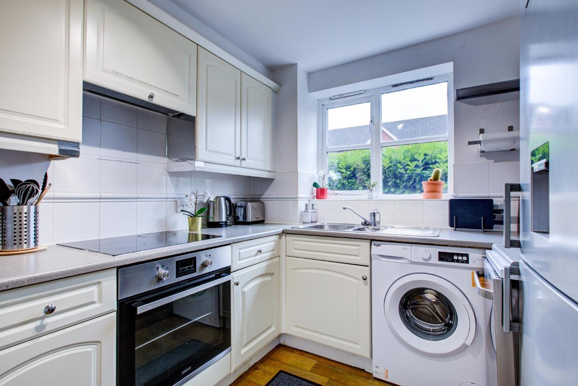 Appartement Spacious 2-bed Family With Pets Welcome Londen