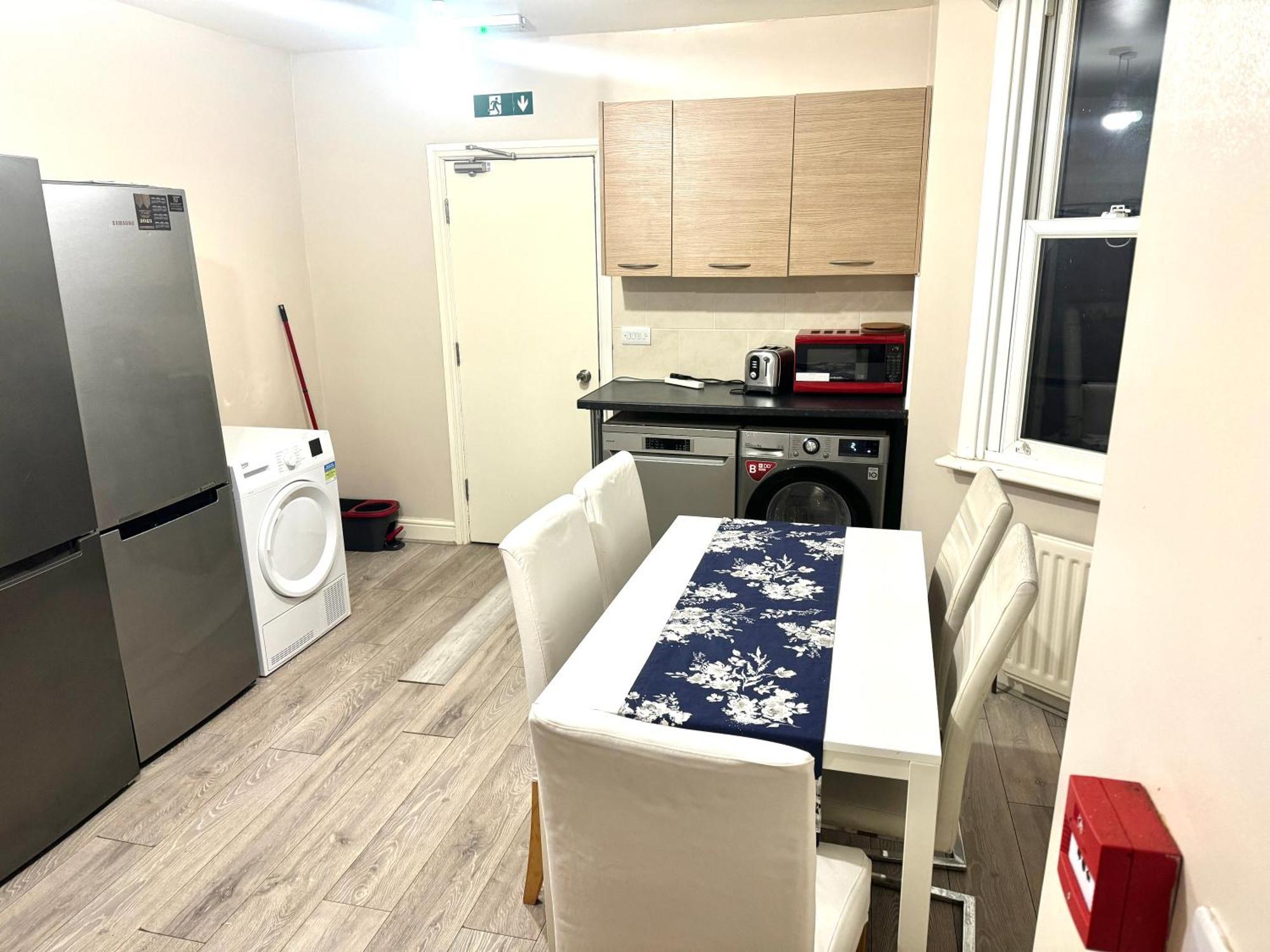 Private Bedrooms In Finsbury Park Station Privatunterkunft London
