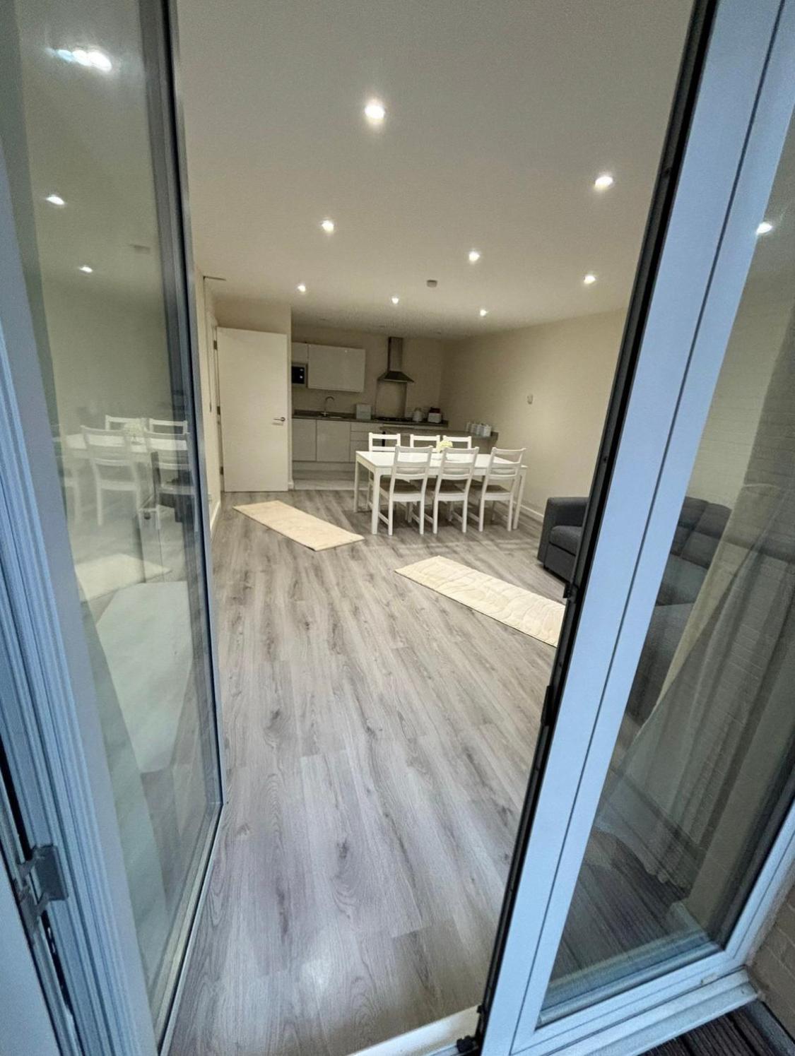 156 Holloway Apartamento