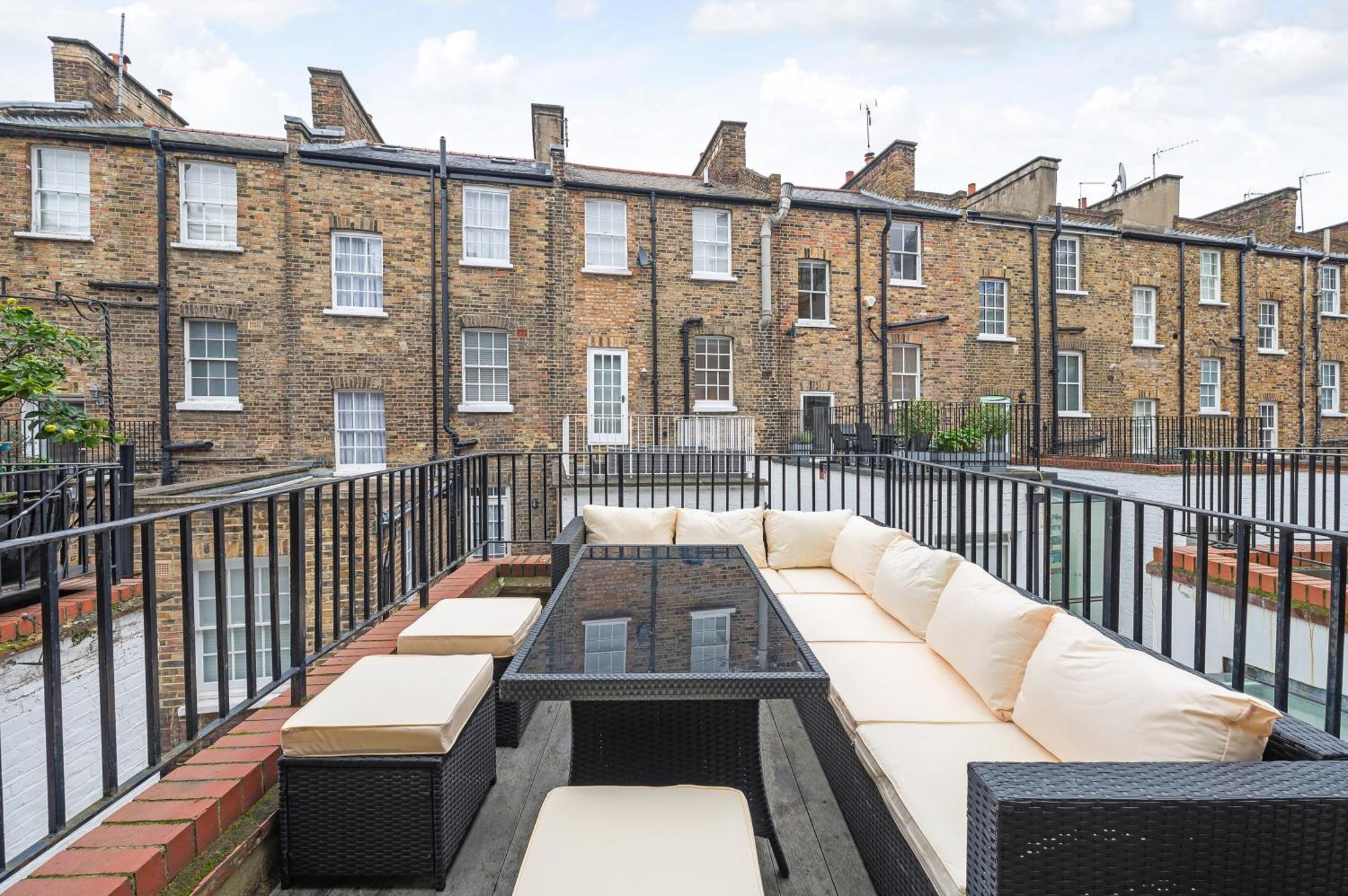 Hébergement de vacances New Stylish 3-bed Pimlico House Near Big Ben *