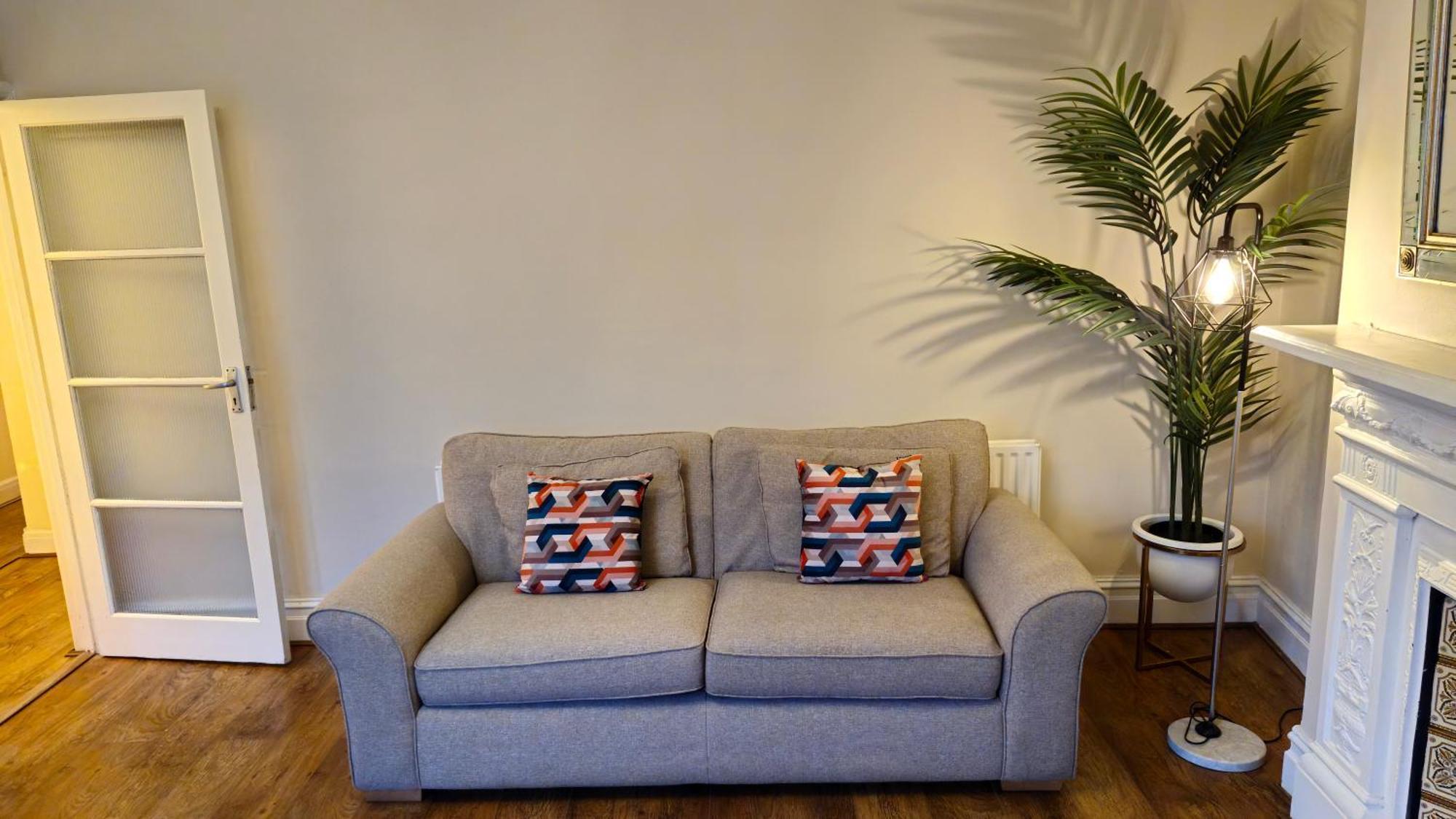Charming Flat In Wimbledon