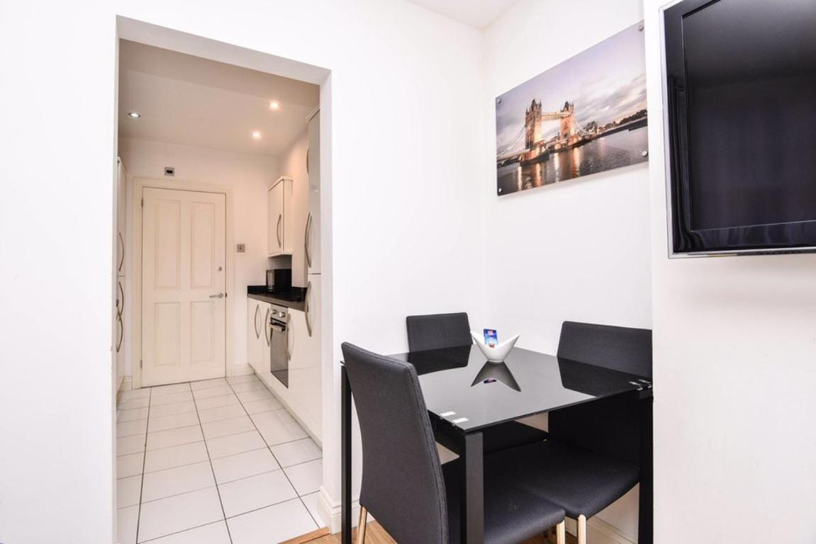 Stunning 1 Bed *