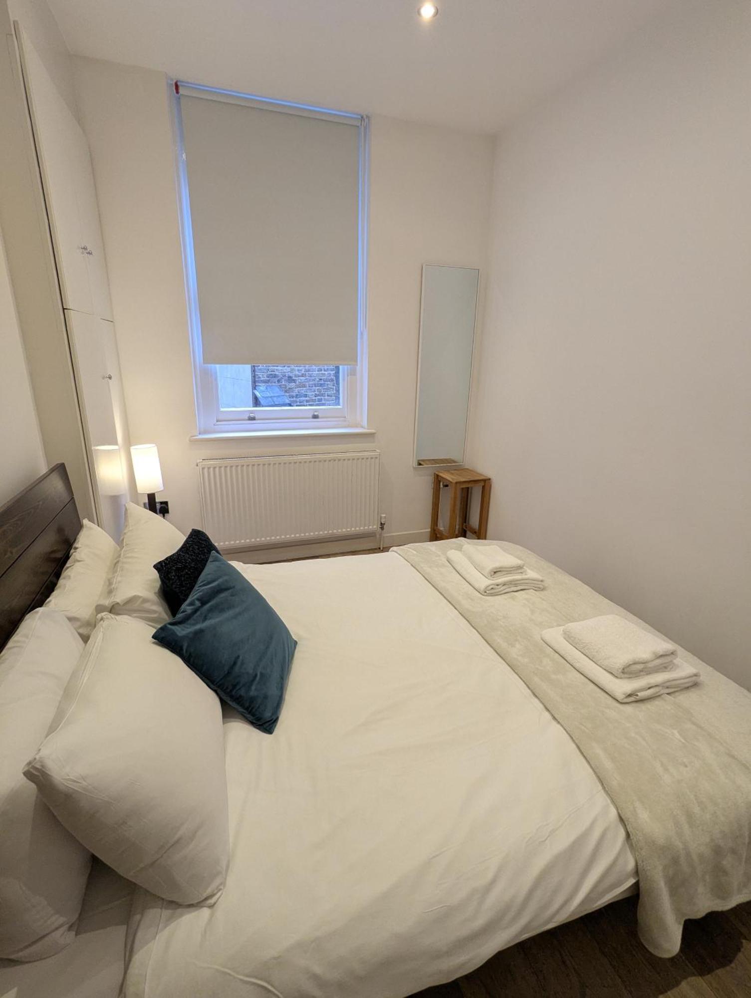 - Great Location Apartment