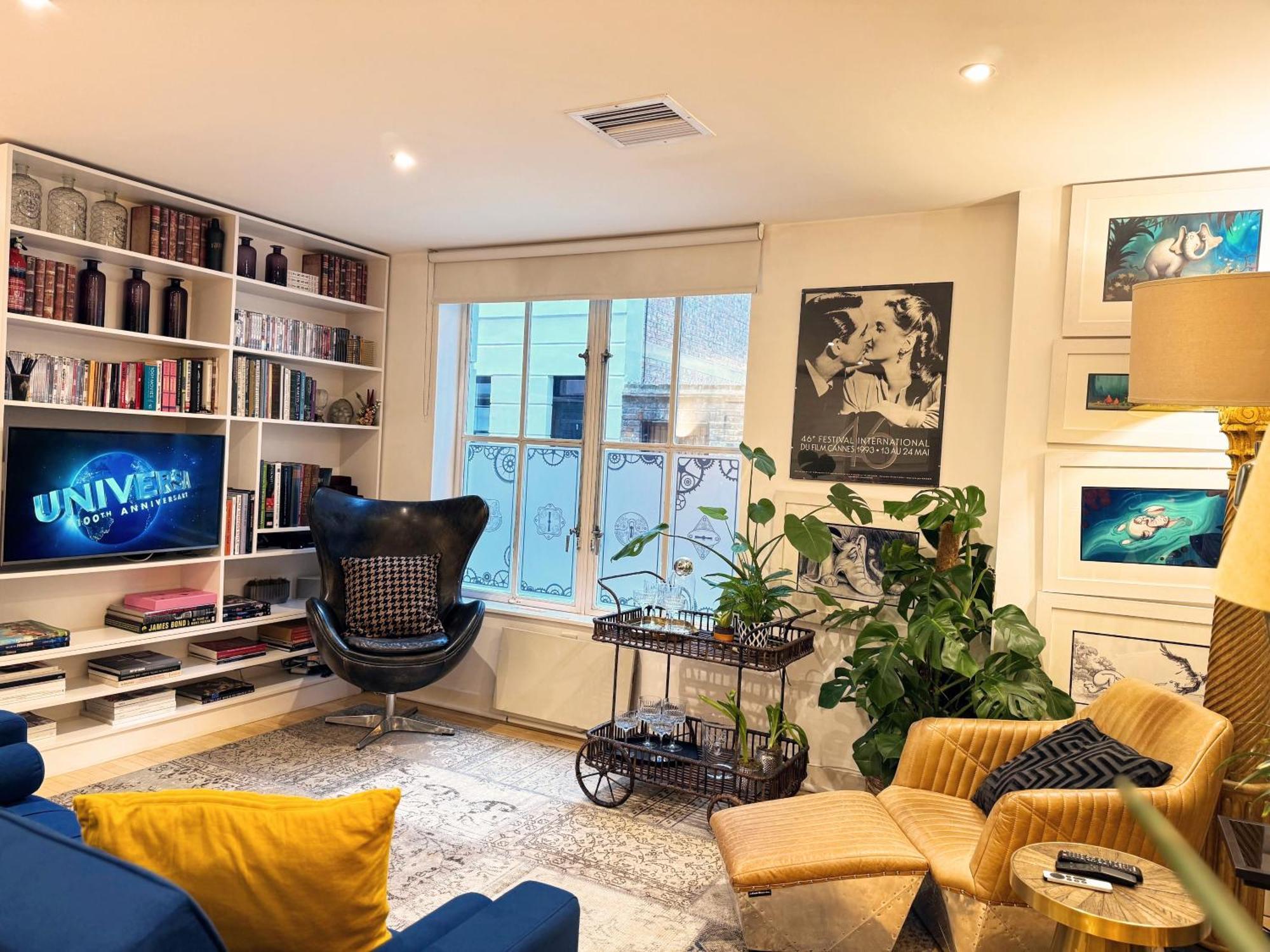 Apartamento Spacious West End Duplex Apartment, W1