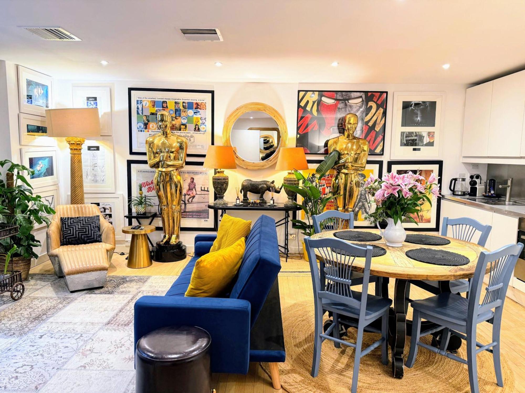 Spacious West End Duplex Apartment, W1 Apartamento Londres