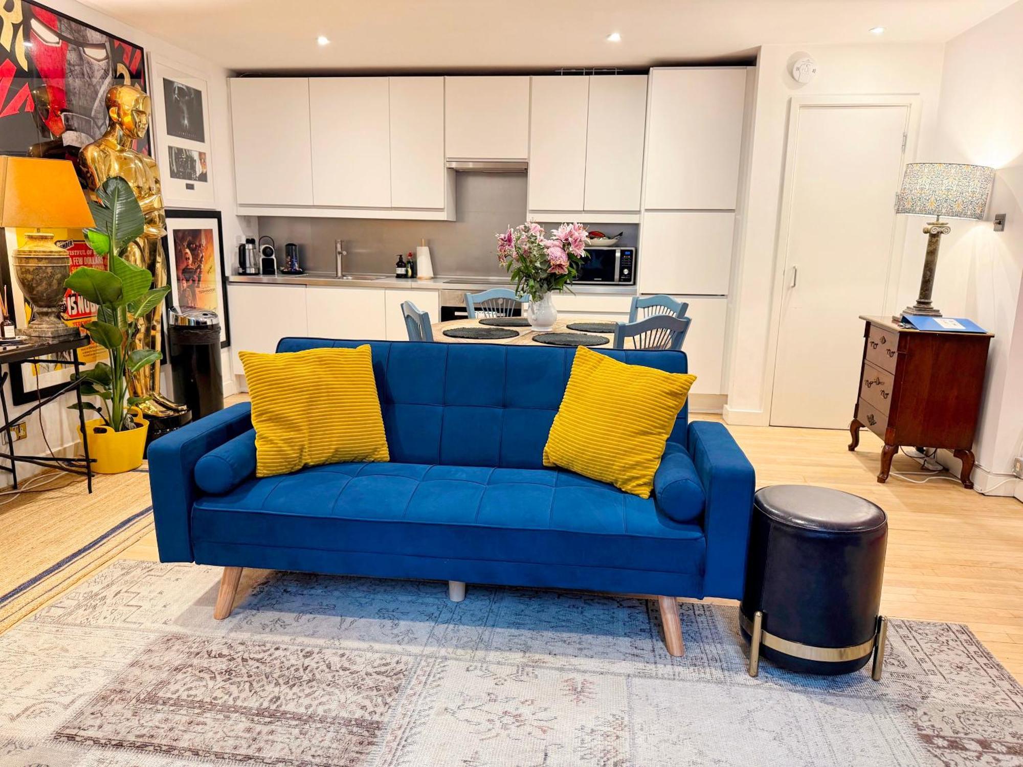 Spacious West End Duplex Apartment, W1 Apartamento Londres