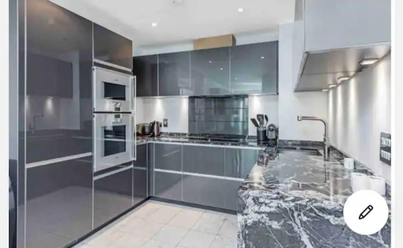 Apartment Luxury Riverside