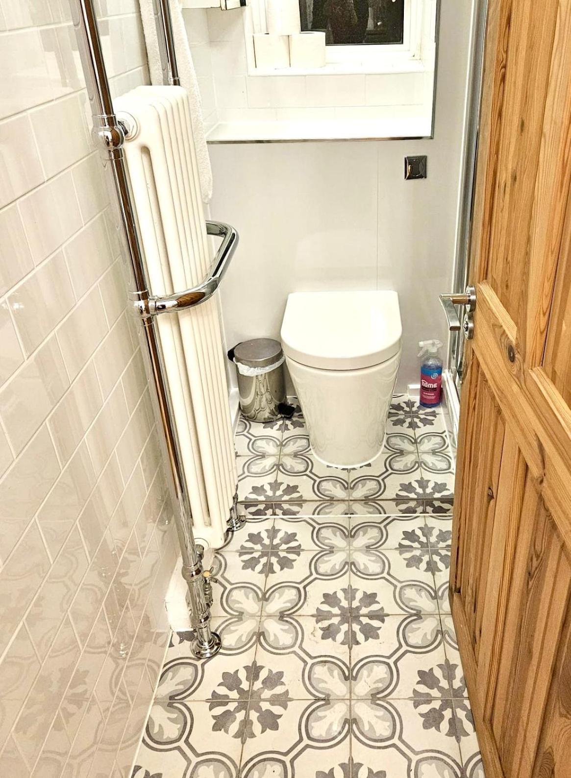 Waterloo - Private In Shared Homestay *